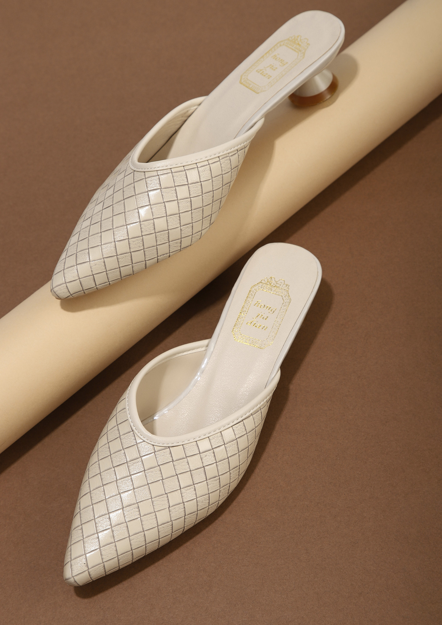 ATOMIC Flat Sandals Seaglass | Seaglass Raffia Flat Sandals – Dolce Vita