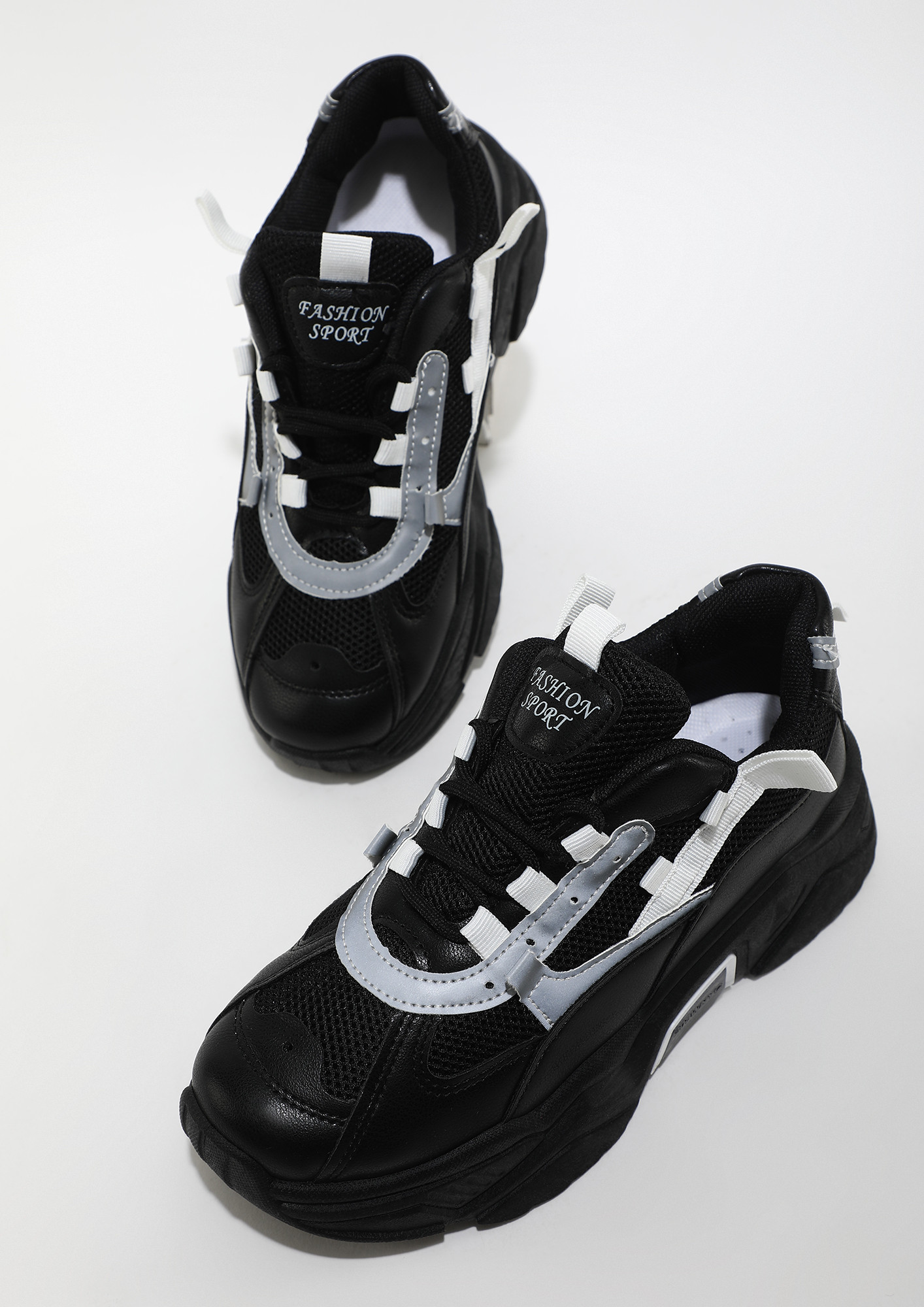 MIGHTY BLACK TRAINERS