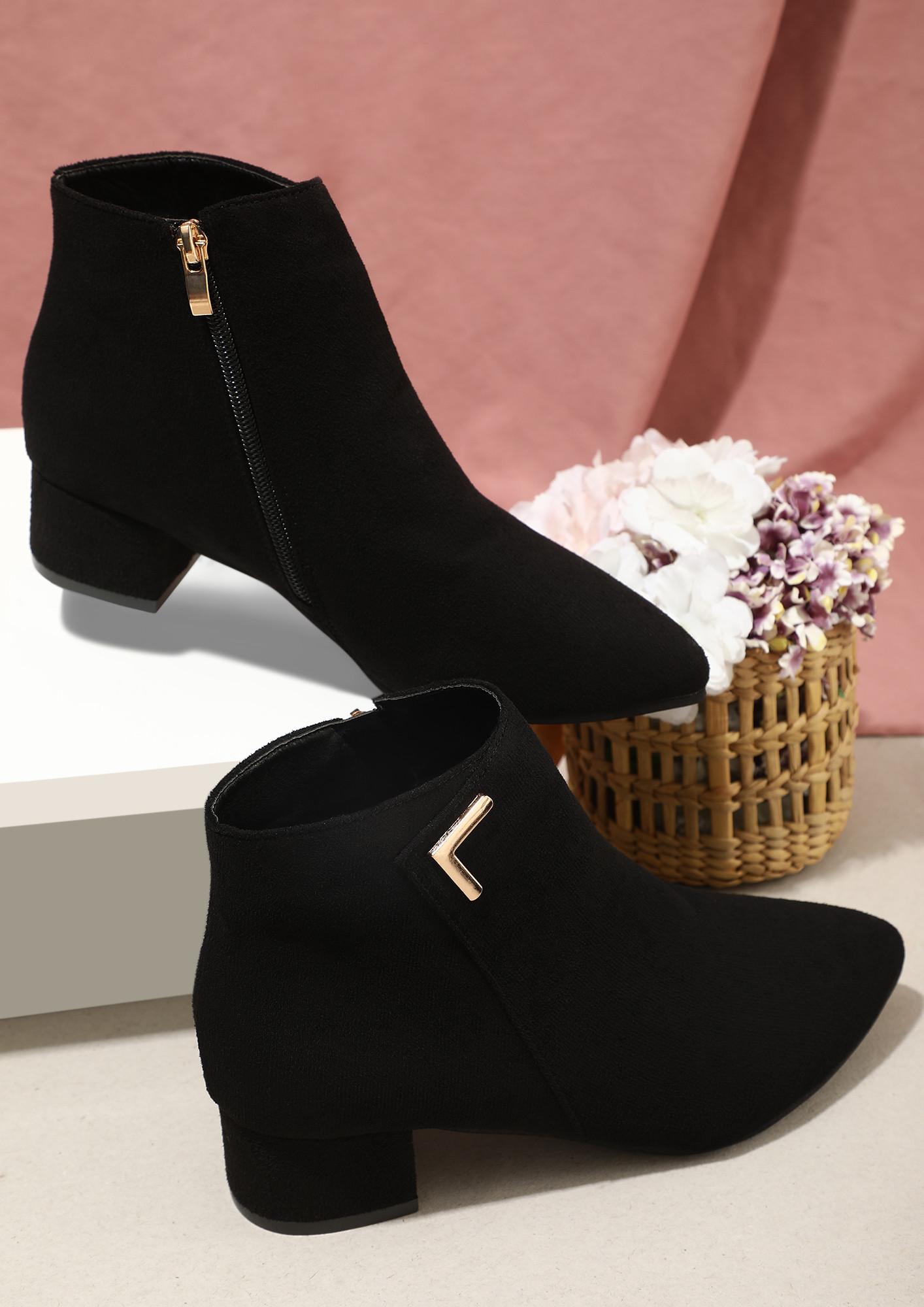 SPICE THINGS UP BLACK BOOTS