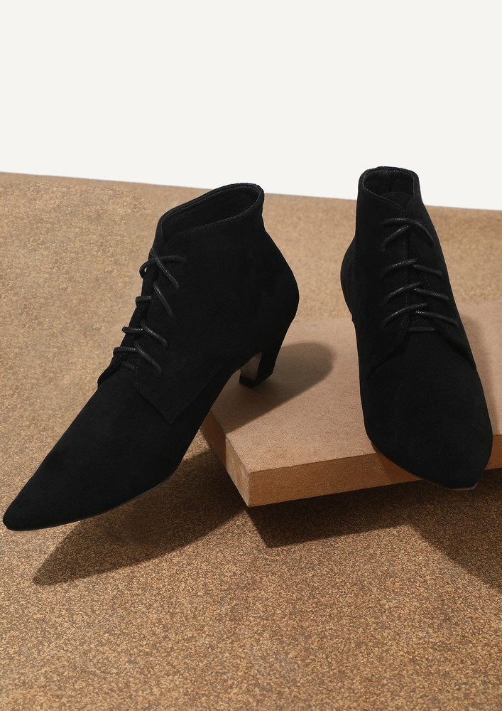 Feel Elegant Black Boots