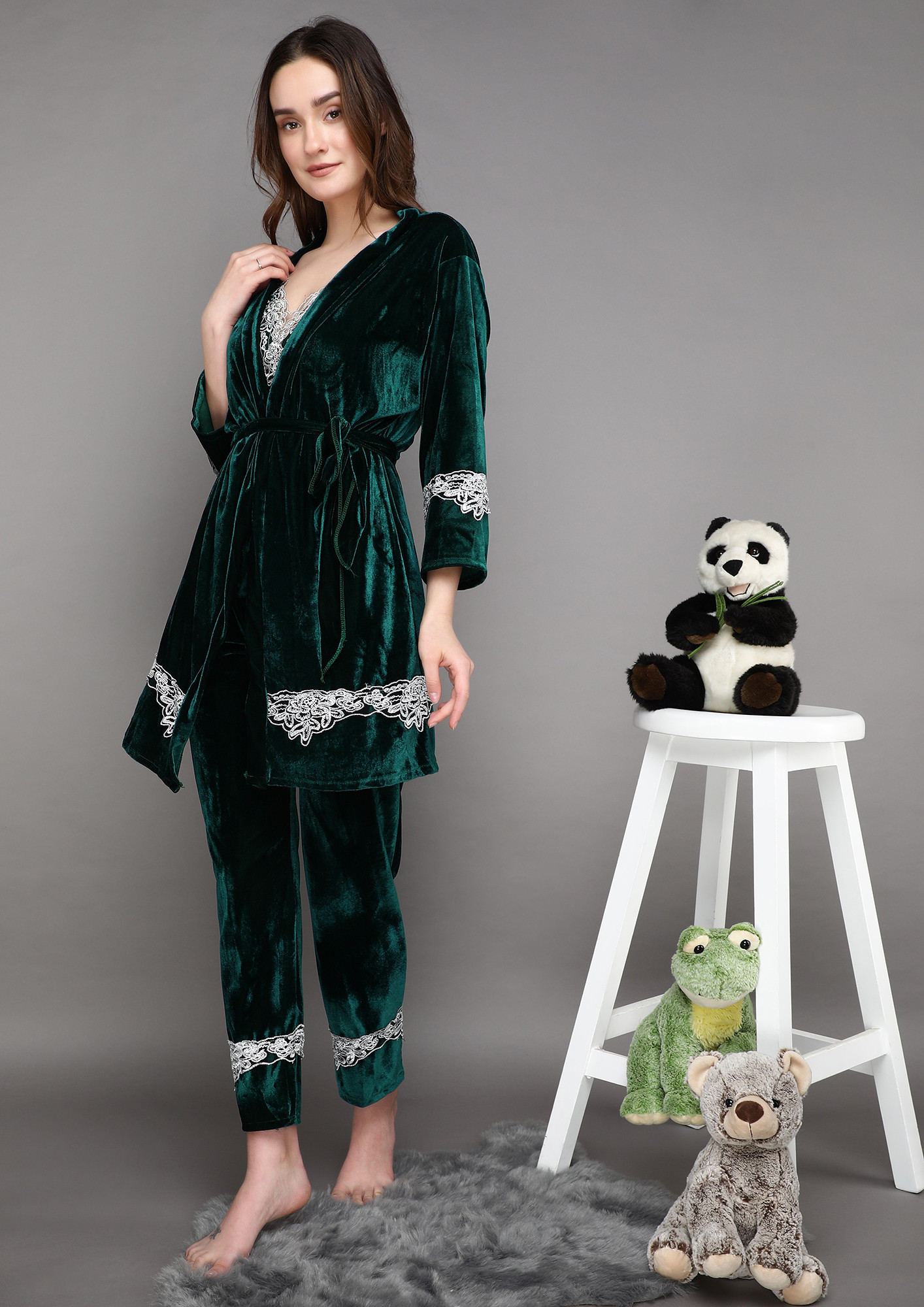 SOPHISTICATED LOOK GREEN NIGHT SUIT