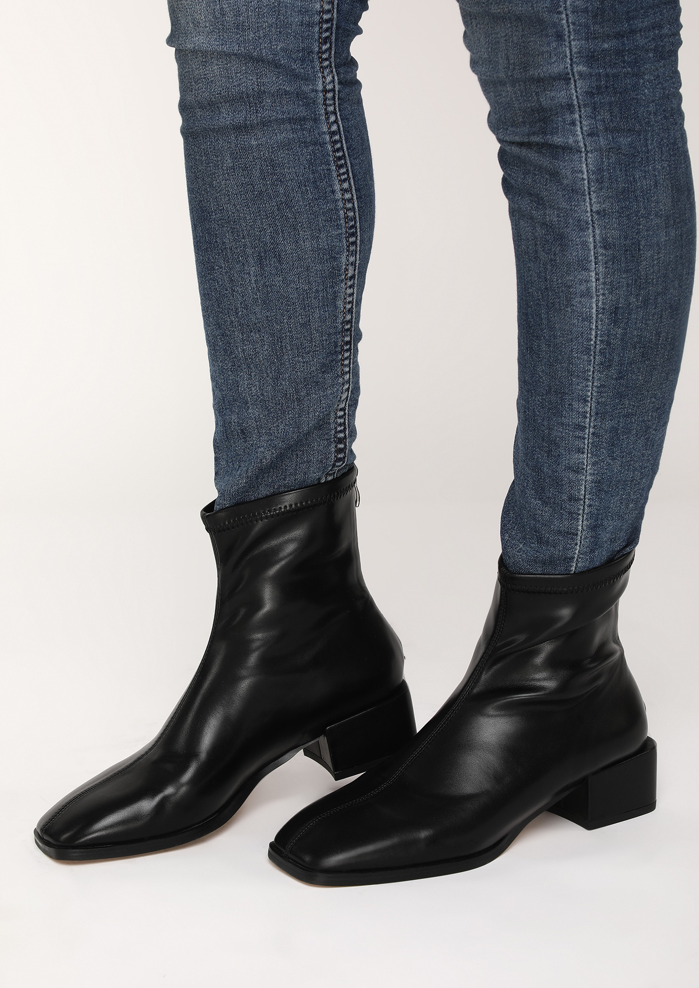 PERFECT FOR EVERYDAY BLACK BOOTS