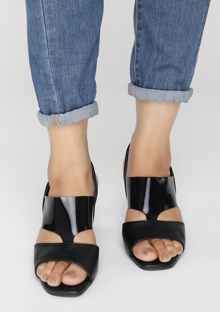 PERFECT FOR EVENING BLACK SANDALS