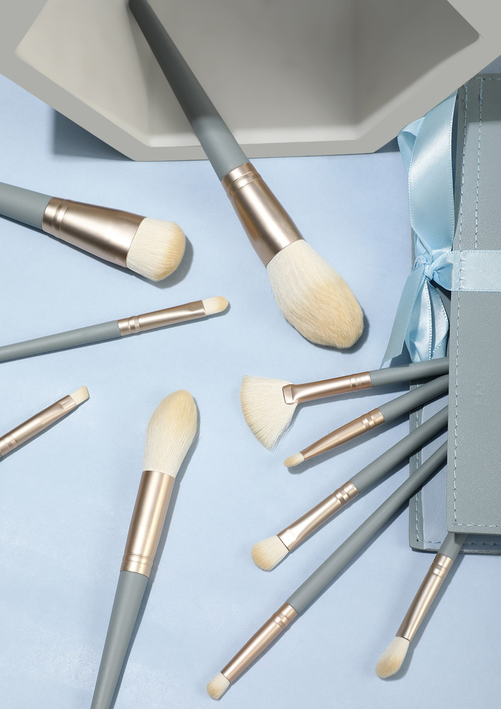 For Effortless Makeup Blue Make Up Brushes Set Of 10