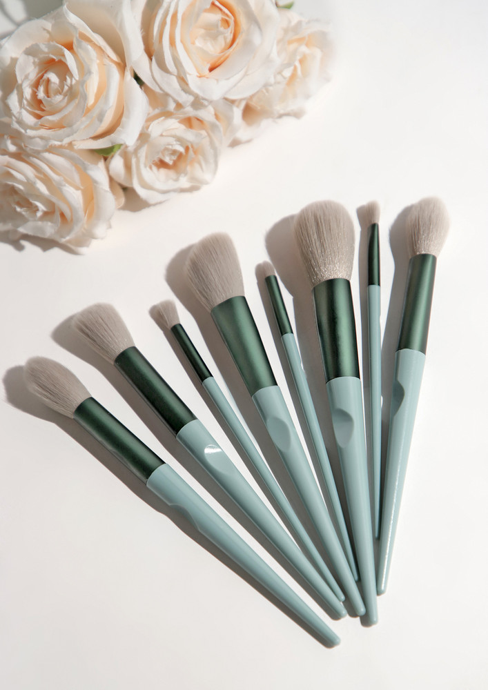 Can't Complain Green Makeup Brushes Set Of 13