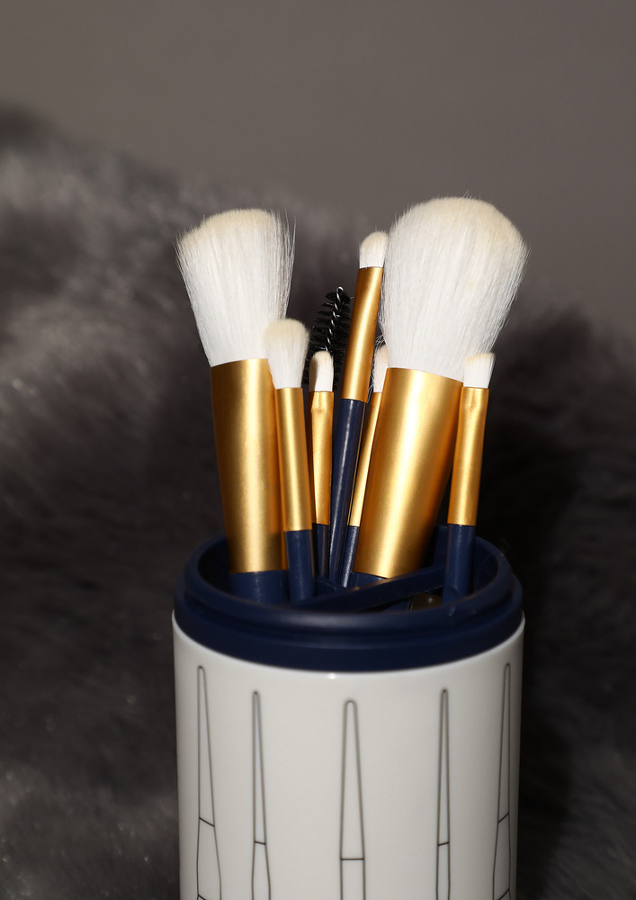 Creative Girl Blue Makeup Brushes Set Of 8
