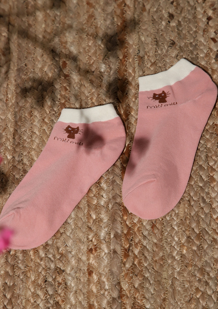 Deep In The Pink Socks