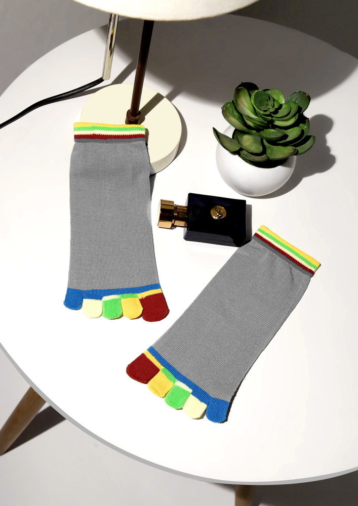Rainbow Toes Grey Yoga Socks