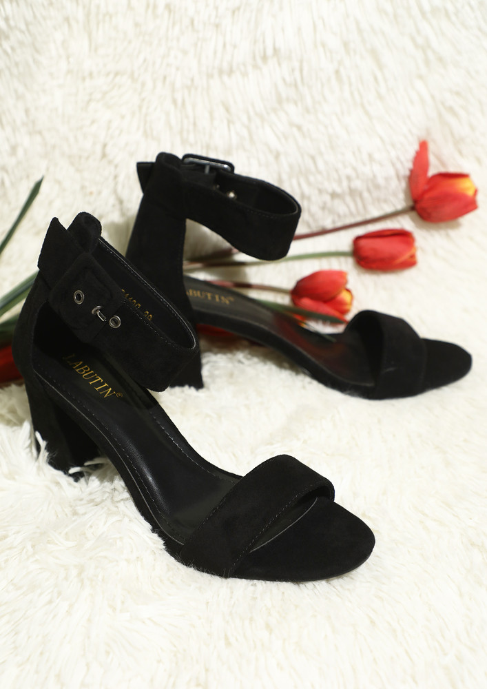 Basic And Fabulous Black Heels