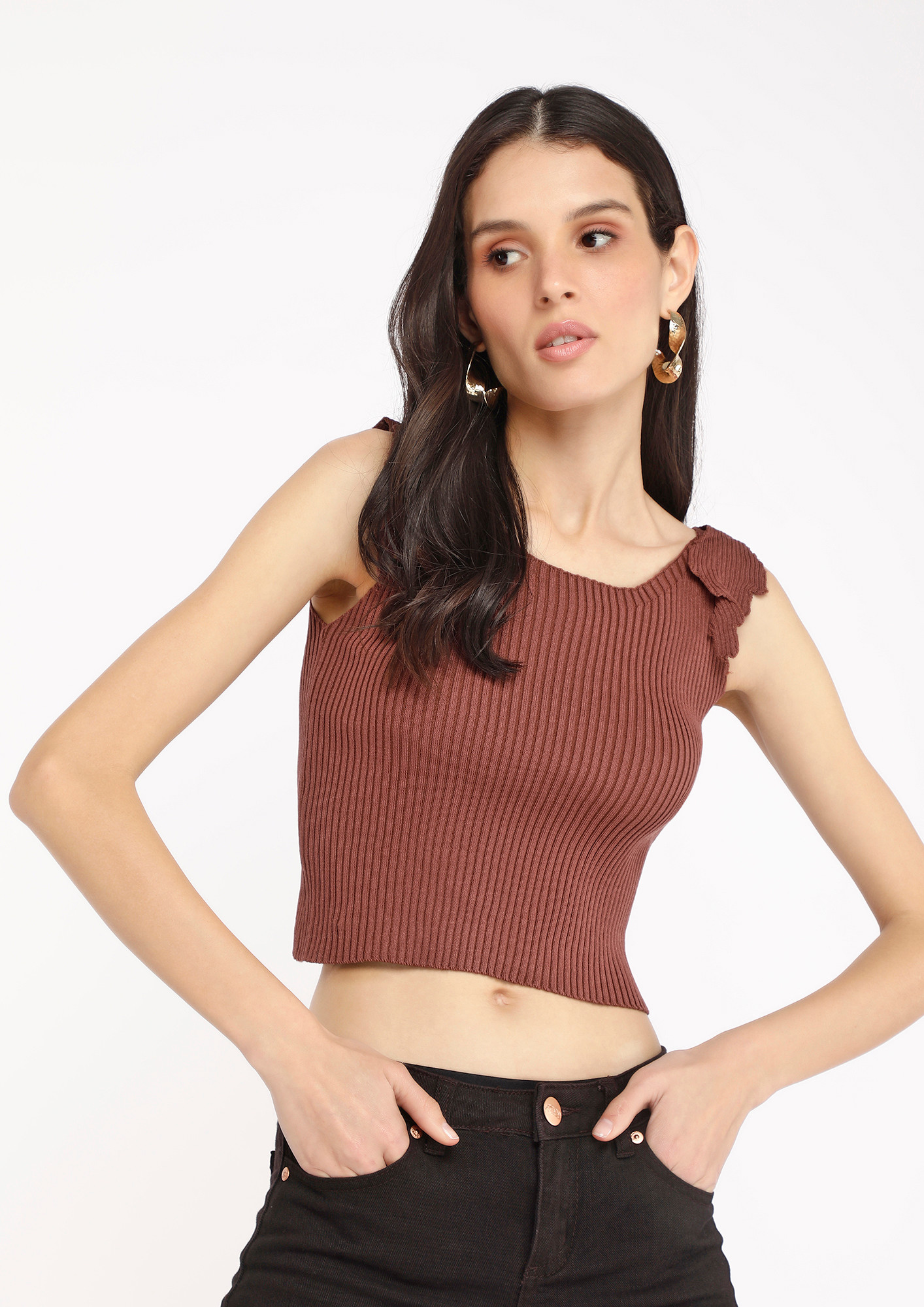 IN FRILL EDGED SLEEVELESS BROWN CROP TOP
