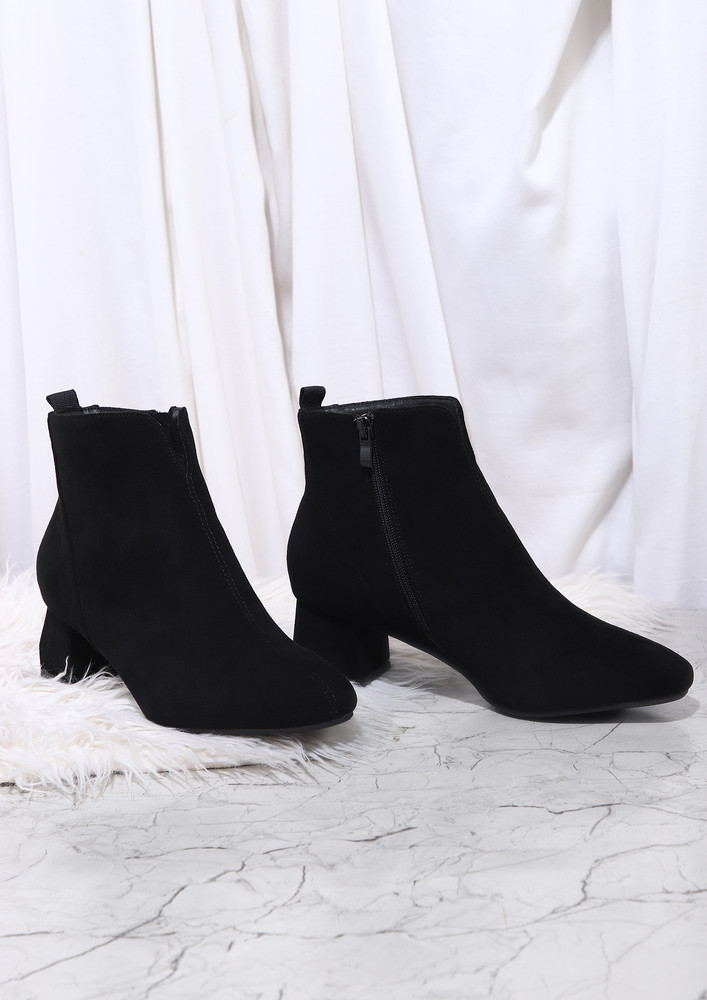 SUEDE BLACK WITH BACK LOOP ANKLE BOOTS