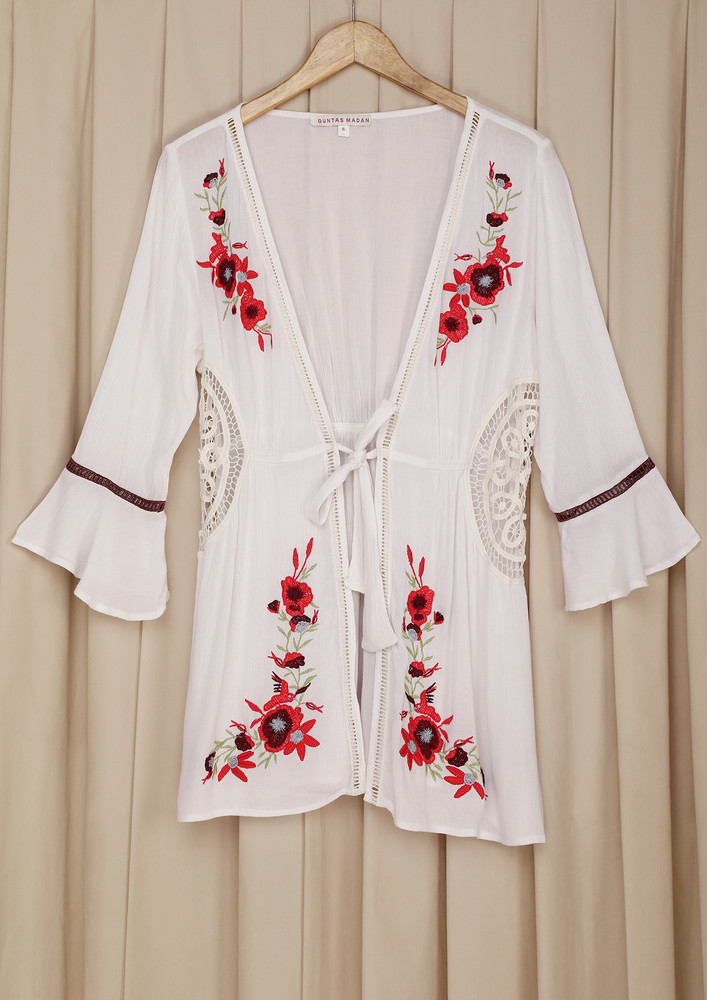 A White Tie-up Kimono With Printed Details 