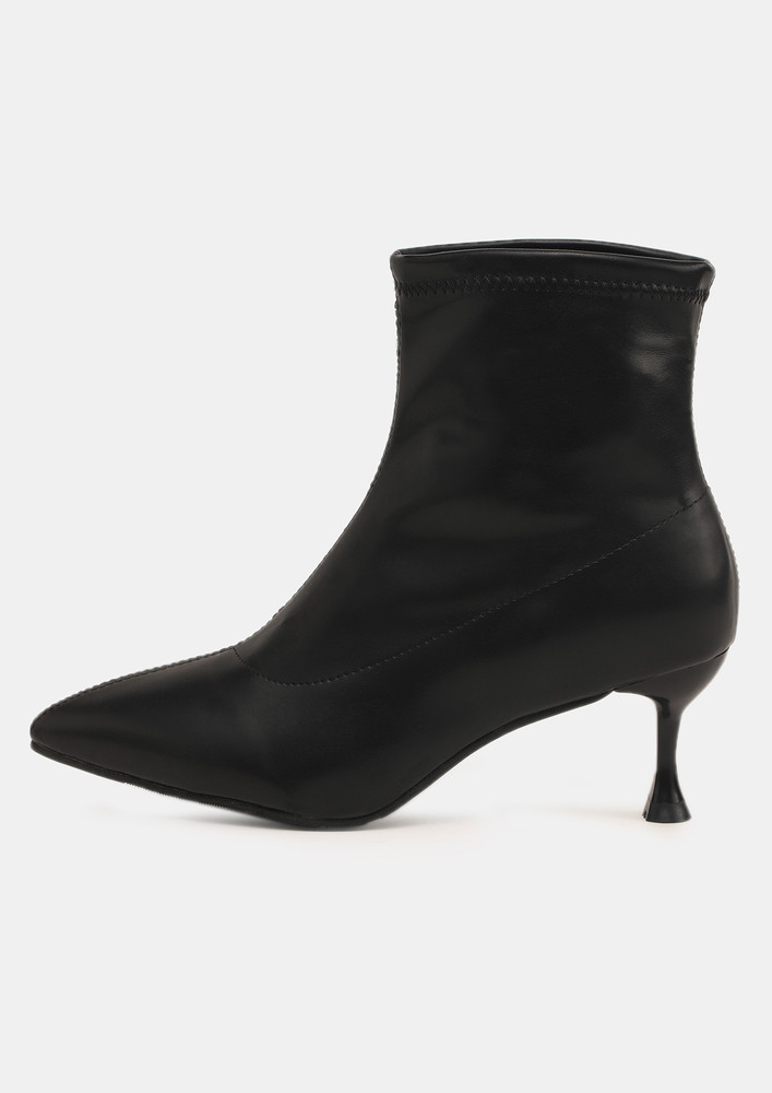 SOLID PU SLIP-ON CHELSEA BLACK BOOTS