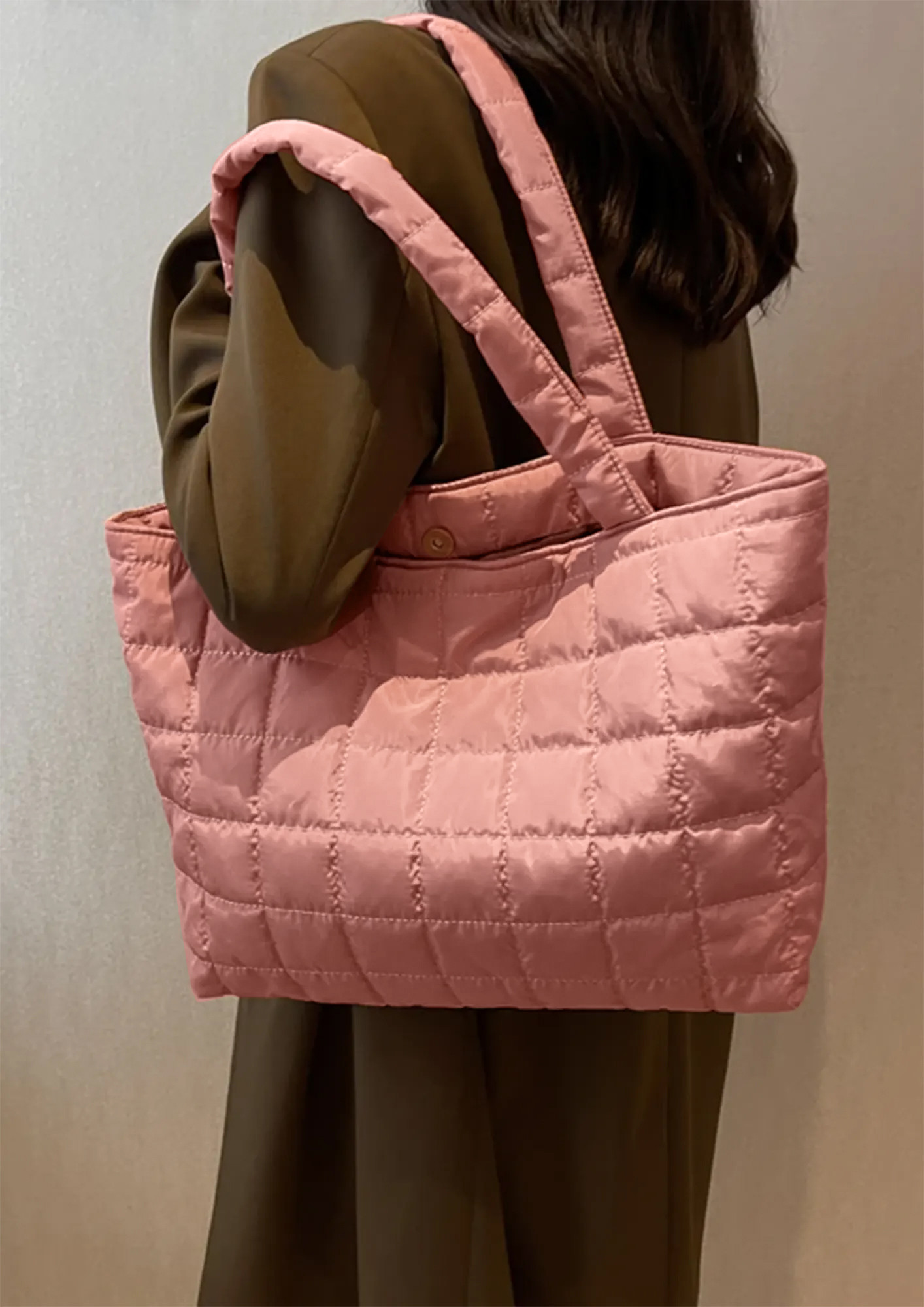 QUILTED POLYESTER PINK SHOPPER TOTE BAG