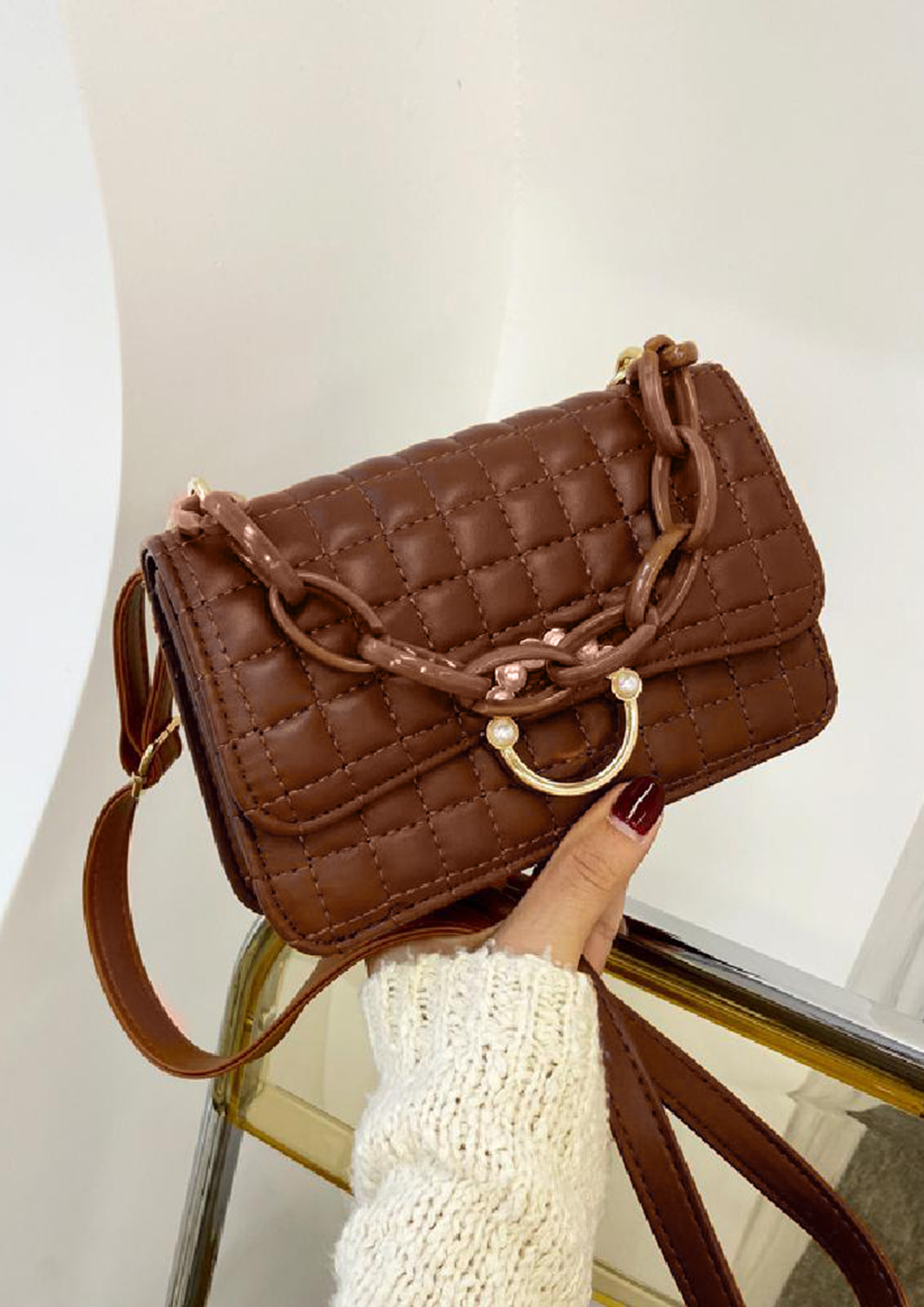SNAPPY-PEARL-LOCK BROWN QUILTED HANDBAG