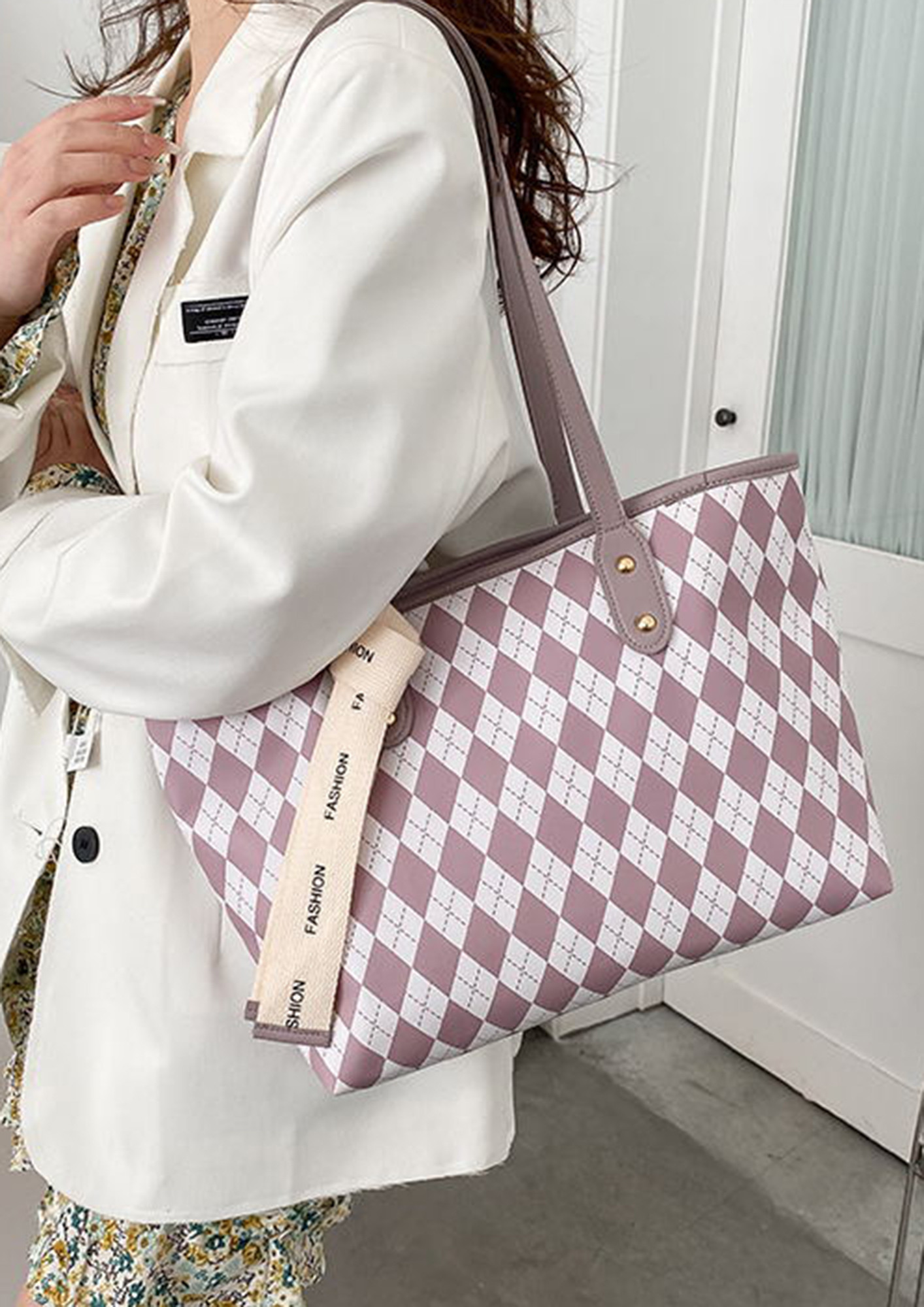Guess Tote bags  Buy Guess Aviana Tote LatteCognac Handbags Online   Nykaa Fashion