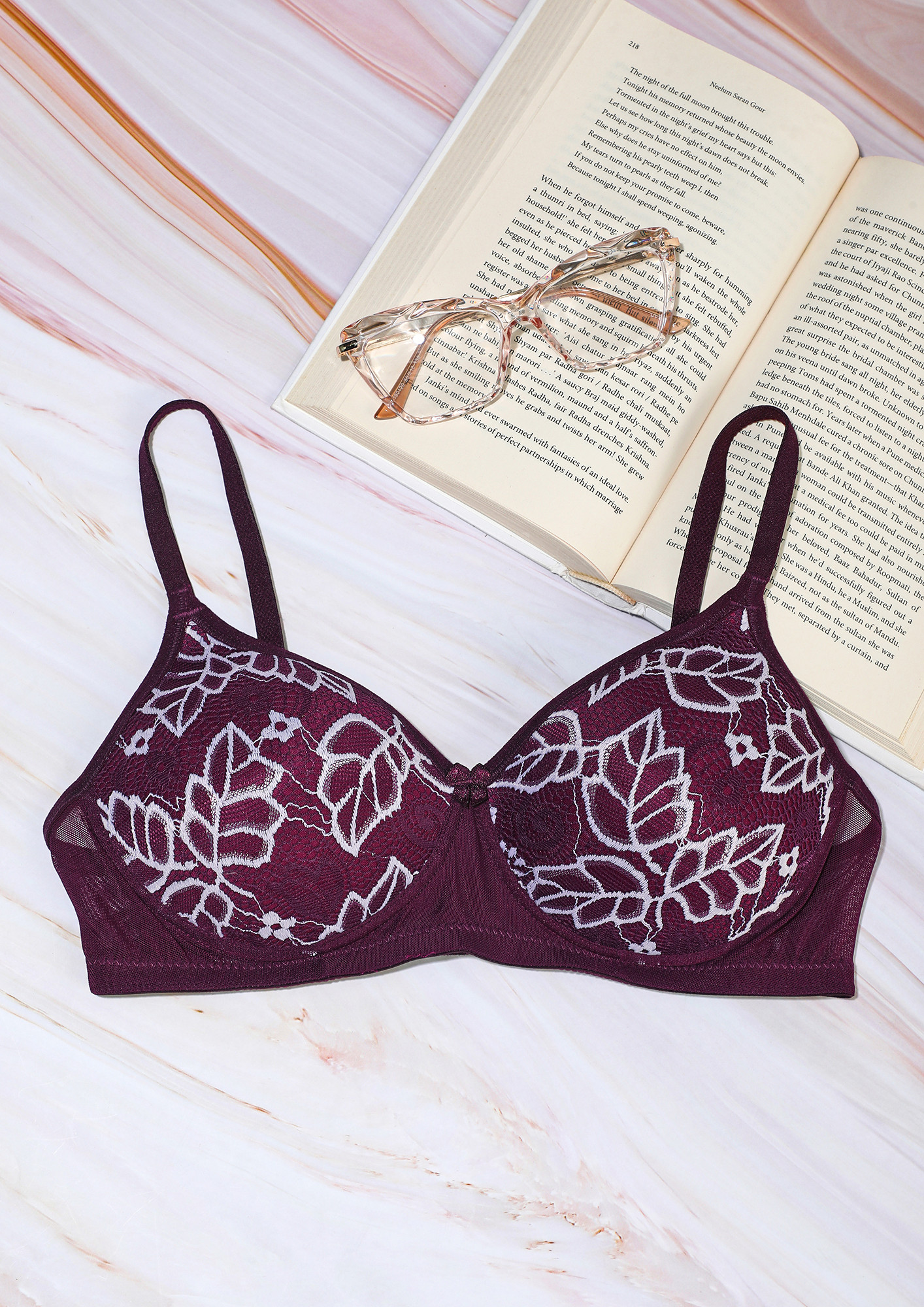 Contrast Lace Padded Underwire Comfortable Bra