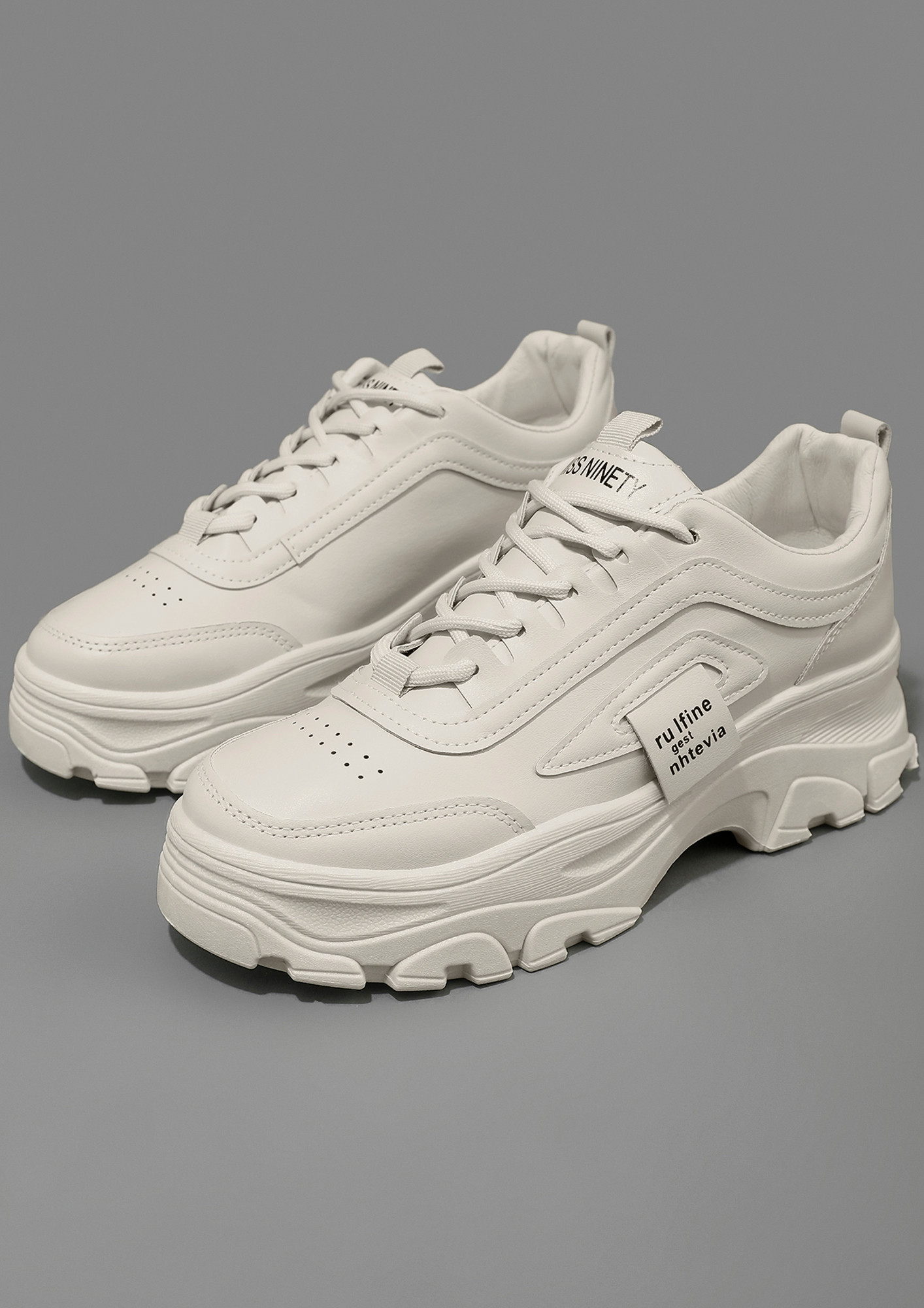 Fugtig segment klart Buy CASUALLY WALKING TO THE PARK IN MY WHITE CHUNKY-FUNKY SNEAKERS for  Women Online in India