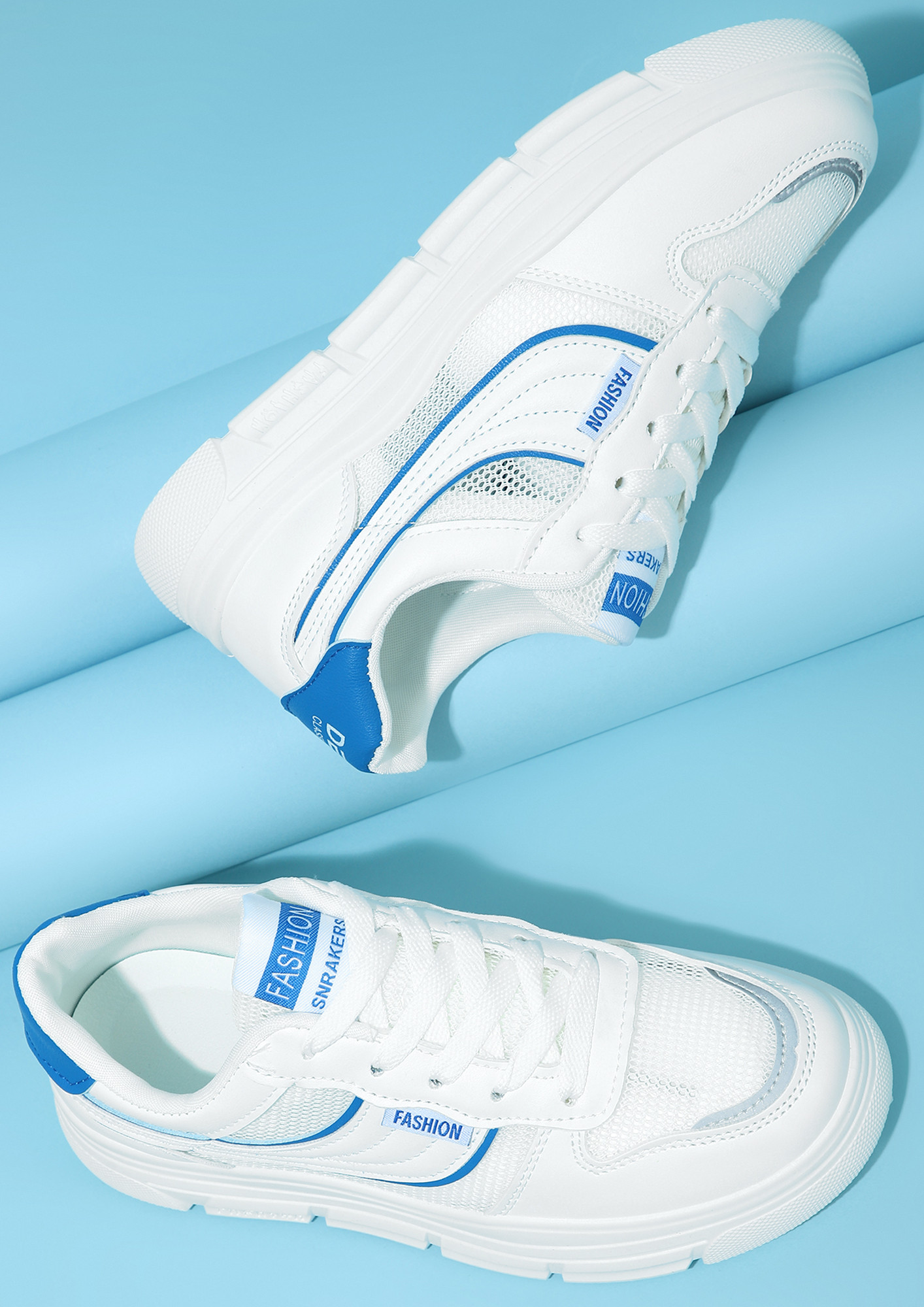 GRADES UP WHITE-BLUE CASUAL LOW-HEEL TRAINERS 