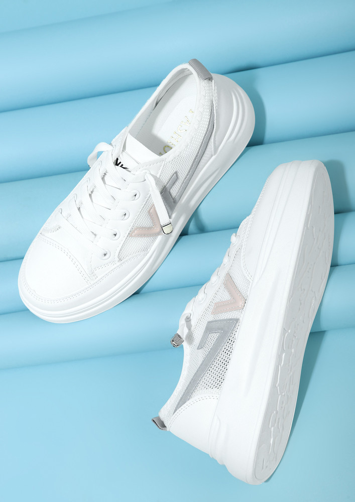 Hits The Runways And Roads White-blue Casual Sneakers
