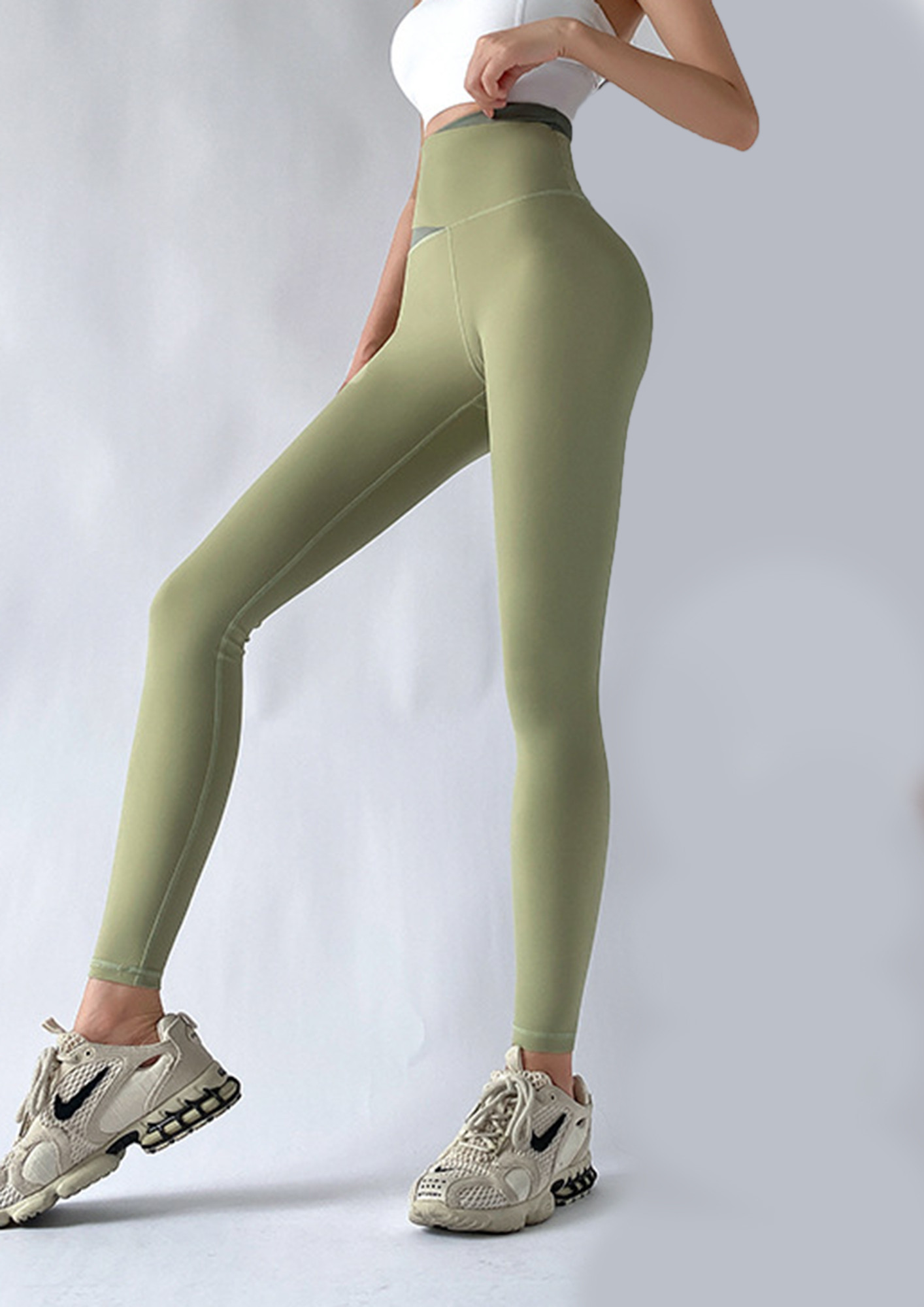 TRIED AND TESTED GREEN TRAINING TIGHTS