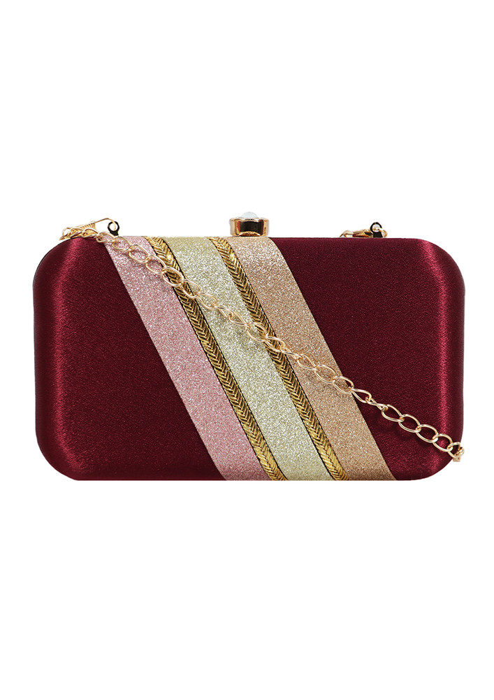 Women Maroon Solid Quilted Box Clutch