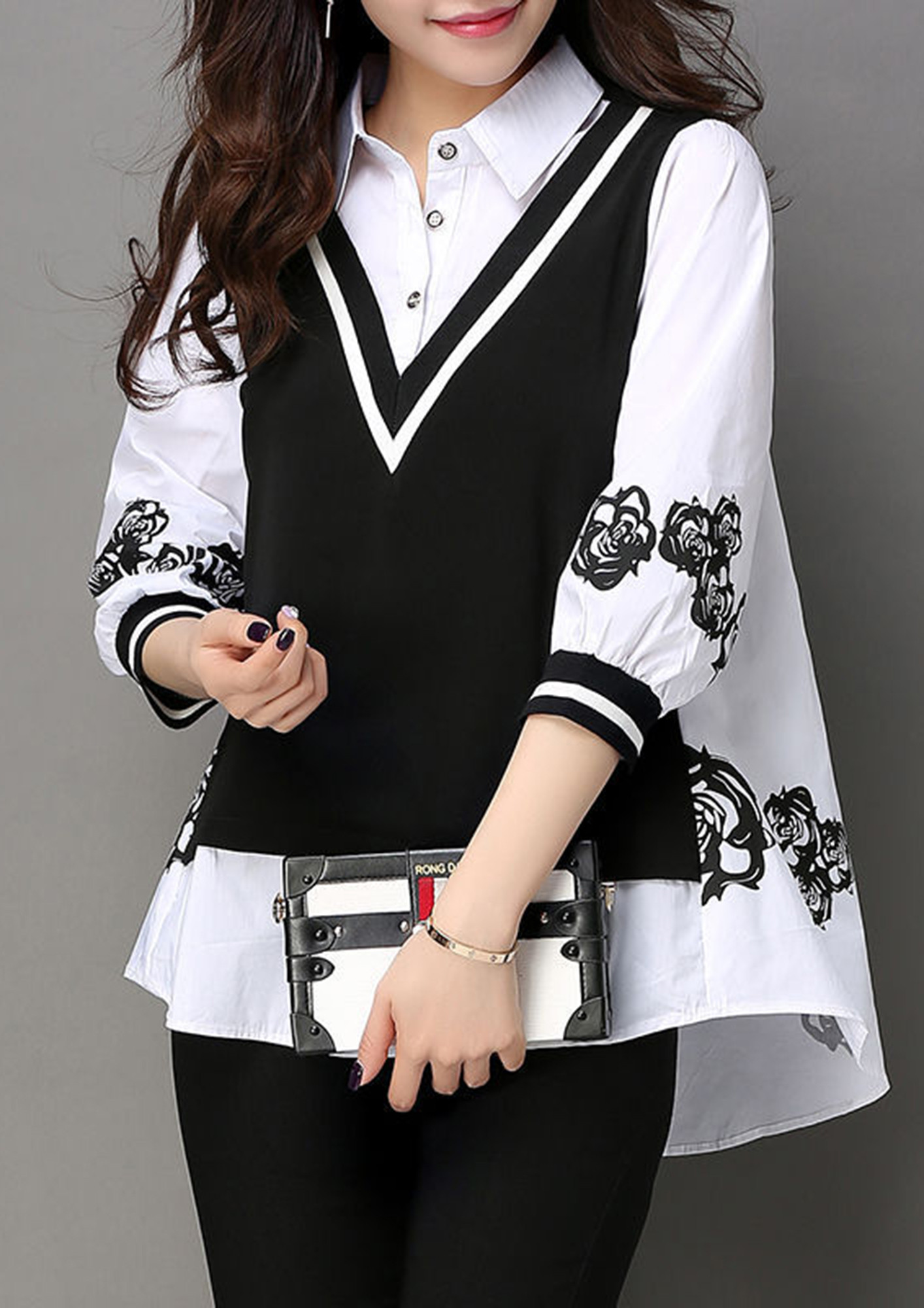 MY CASUAL STYLE WHITE AND BLACK TOP