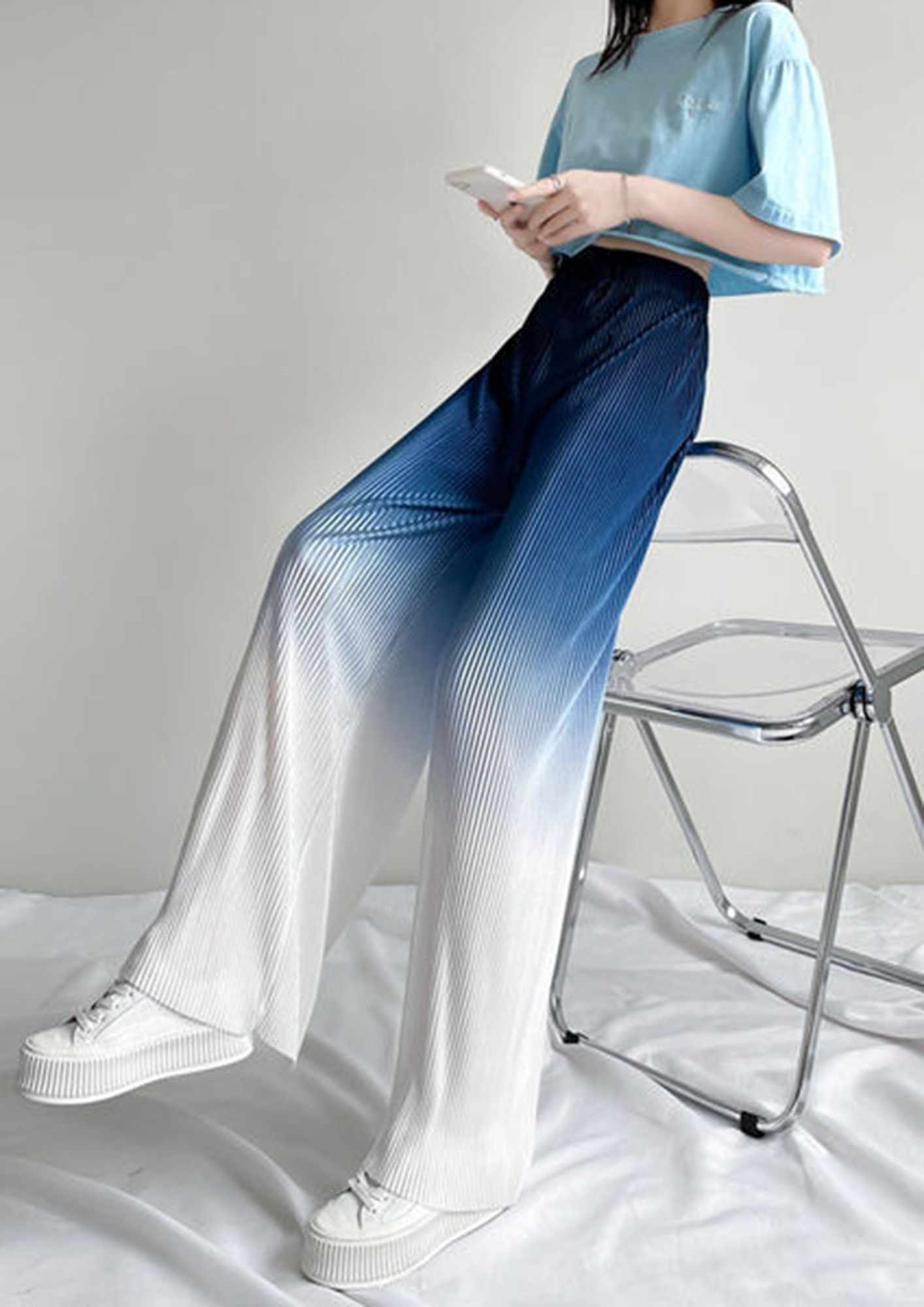 OMBRE EFFECT BLUE AND WHITE PANTS