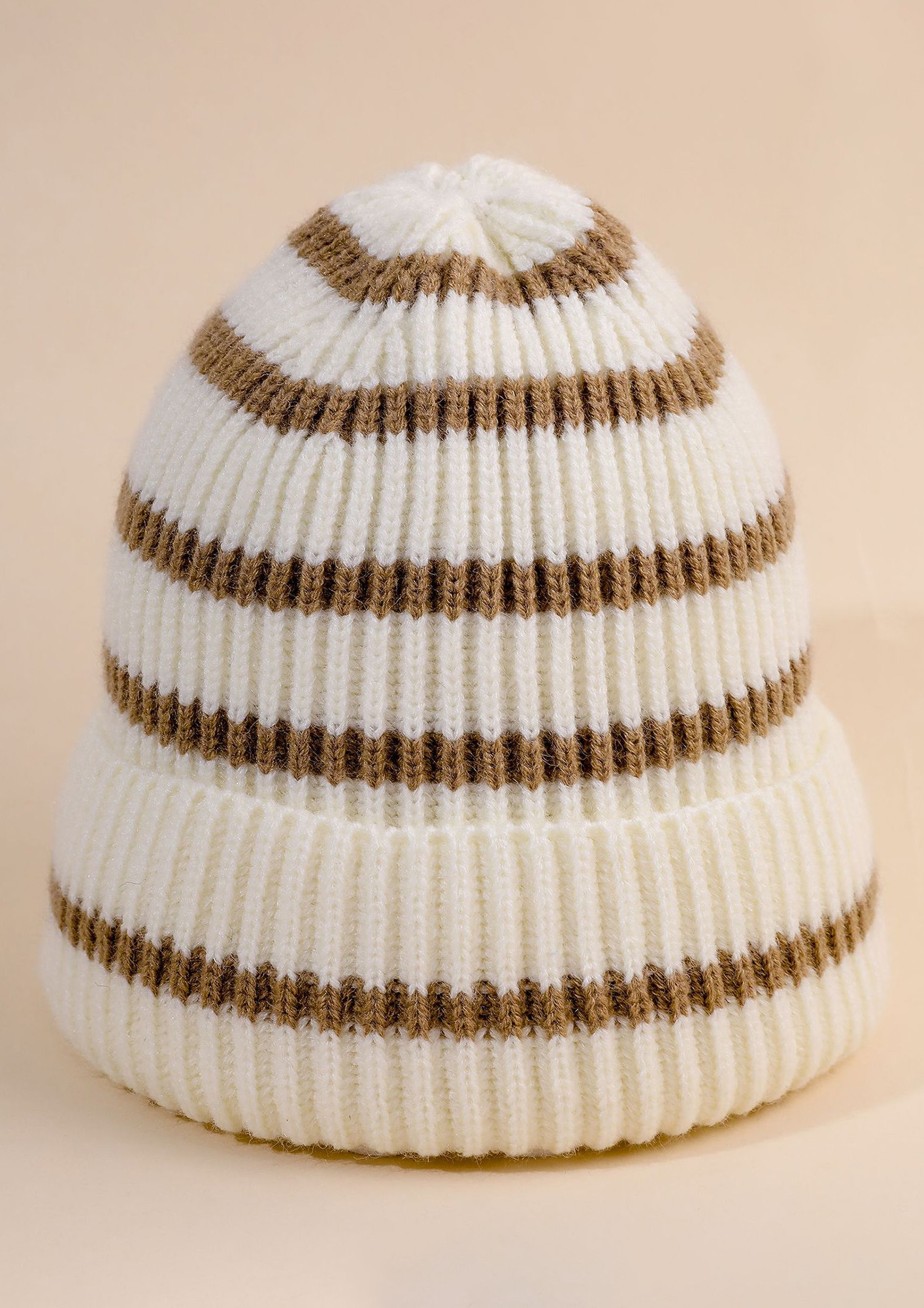 STRIPED ACRYLIC KNITTED BEIGE-BROWN HAT