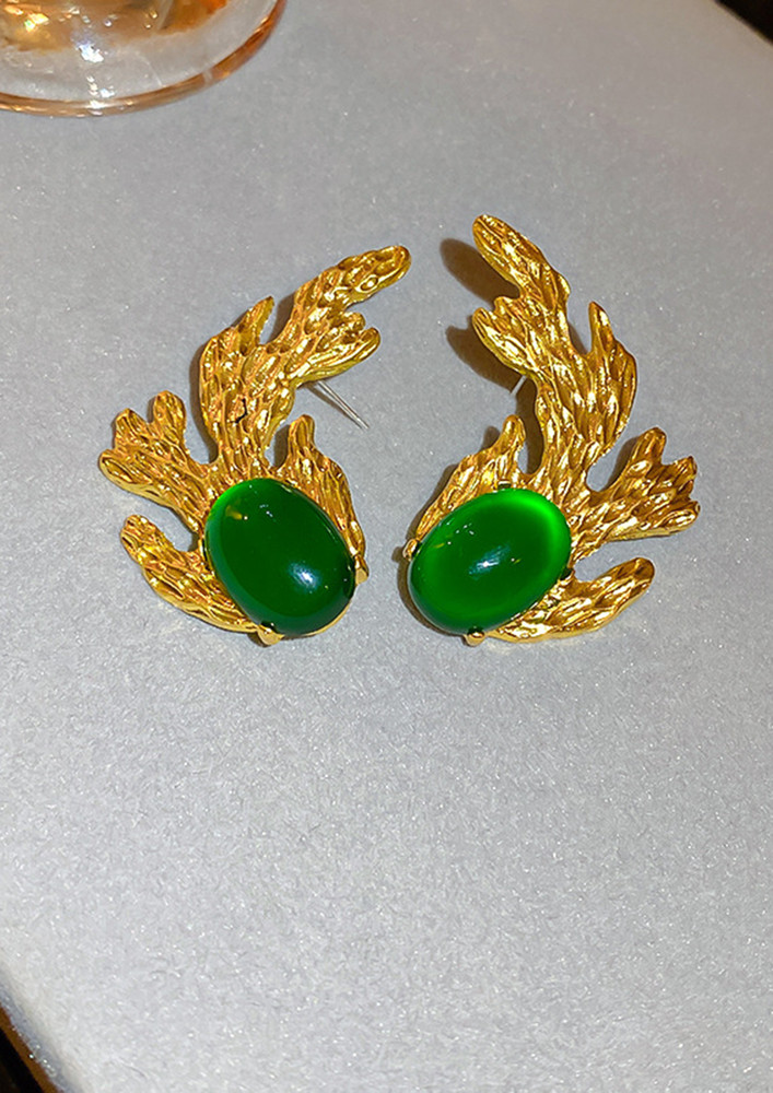 Resin-in-classic-gold-toned Green Earrings