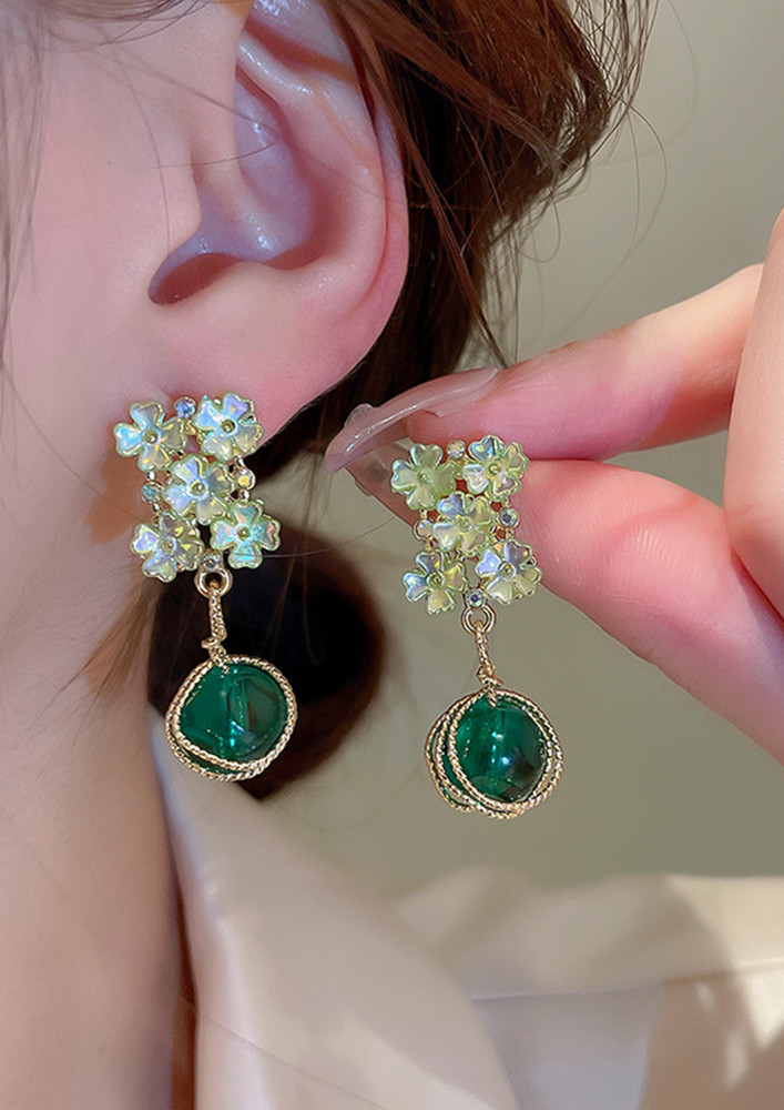 Floral Spin Green Earrings