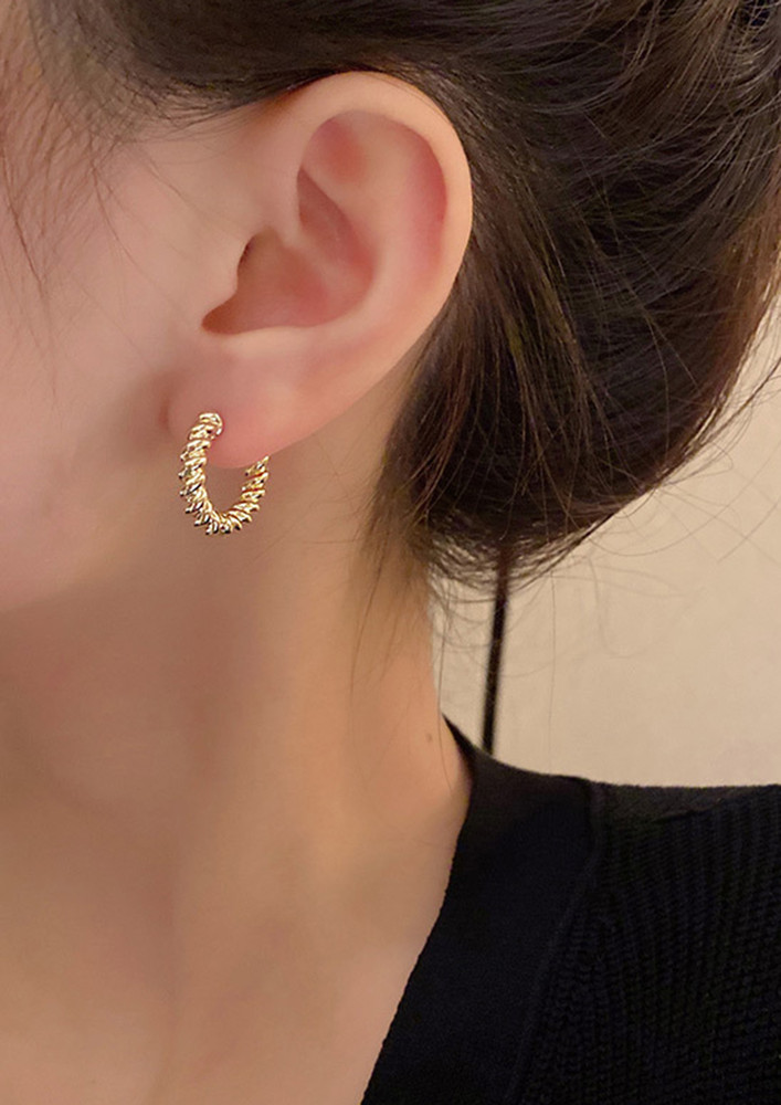 A Twisted Golden Hoop Earrings