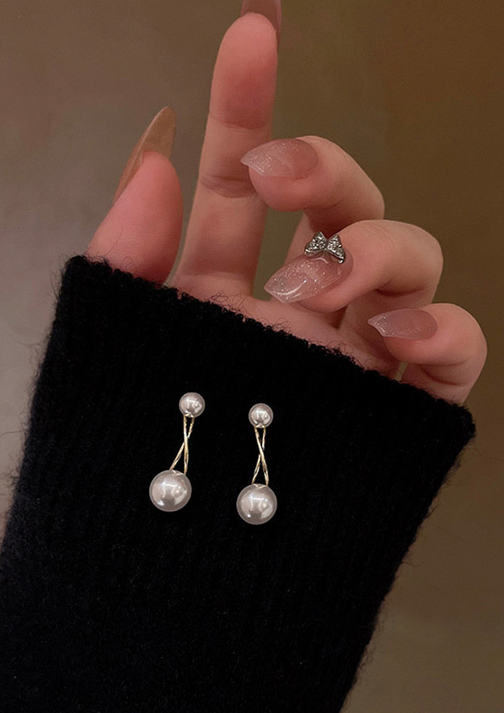 Pearly Pact Golden Earrings