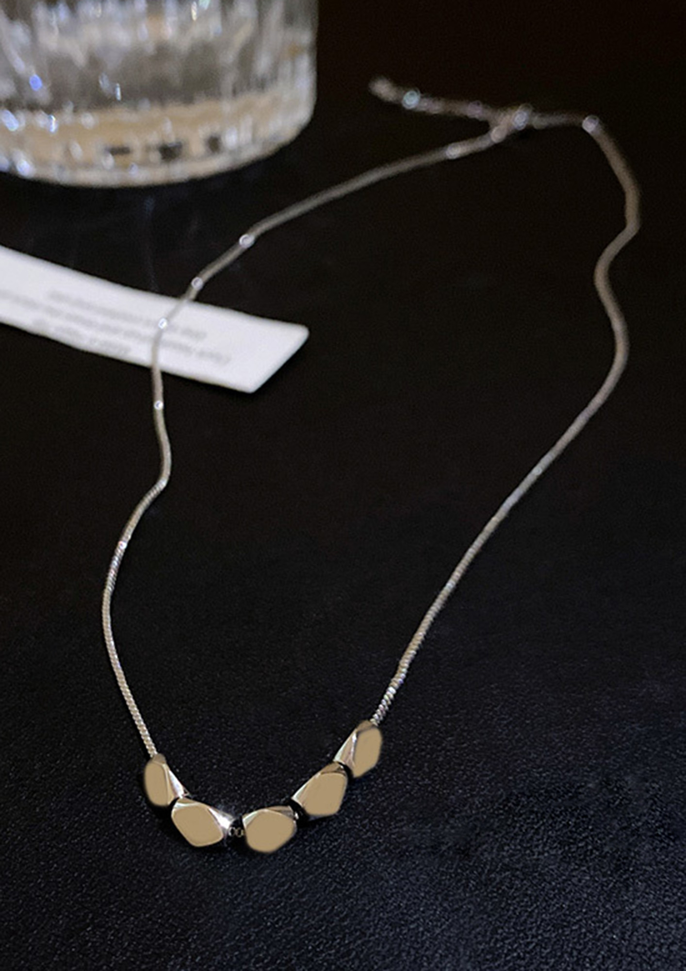 SILVER-TONED BRASS DETAILED PENDANT NECKLACE