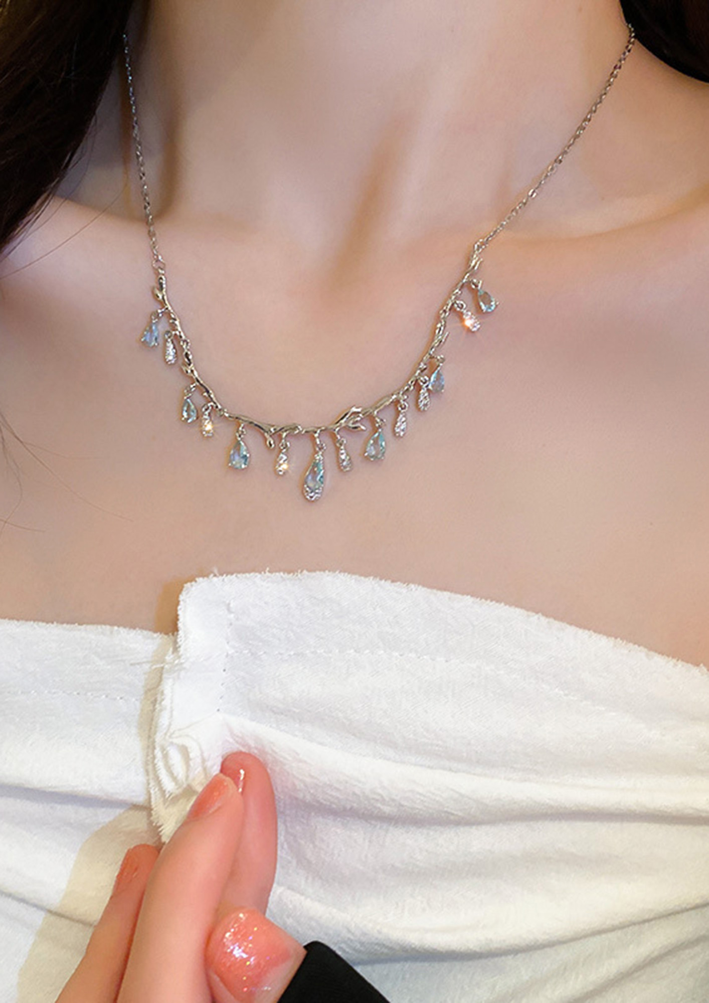 Sukkhi Intriguing Sky Blue Rhodium Plated Cz Choker Necklace Set For W -  Sukkhi.com