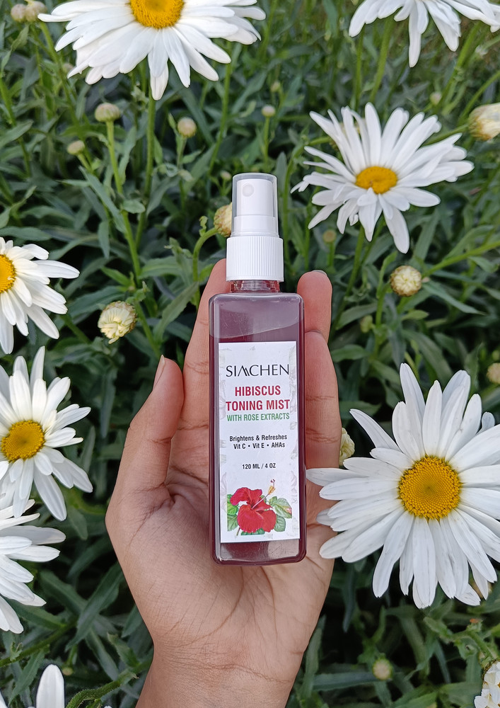Siachen Hibiscus Toning Mist with Rose Extracts | Mild & Alcohol-Free | Hydrates & Brightens