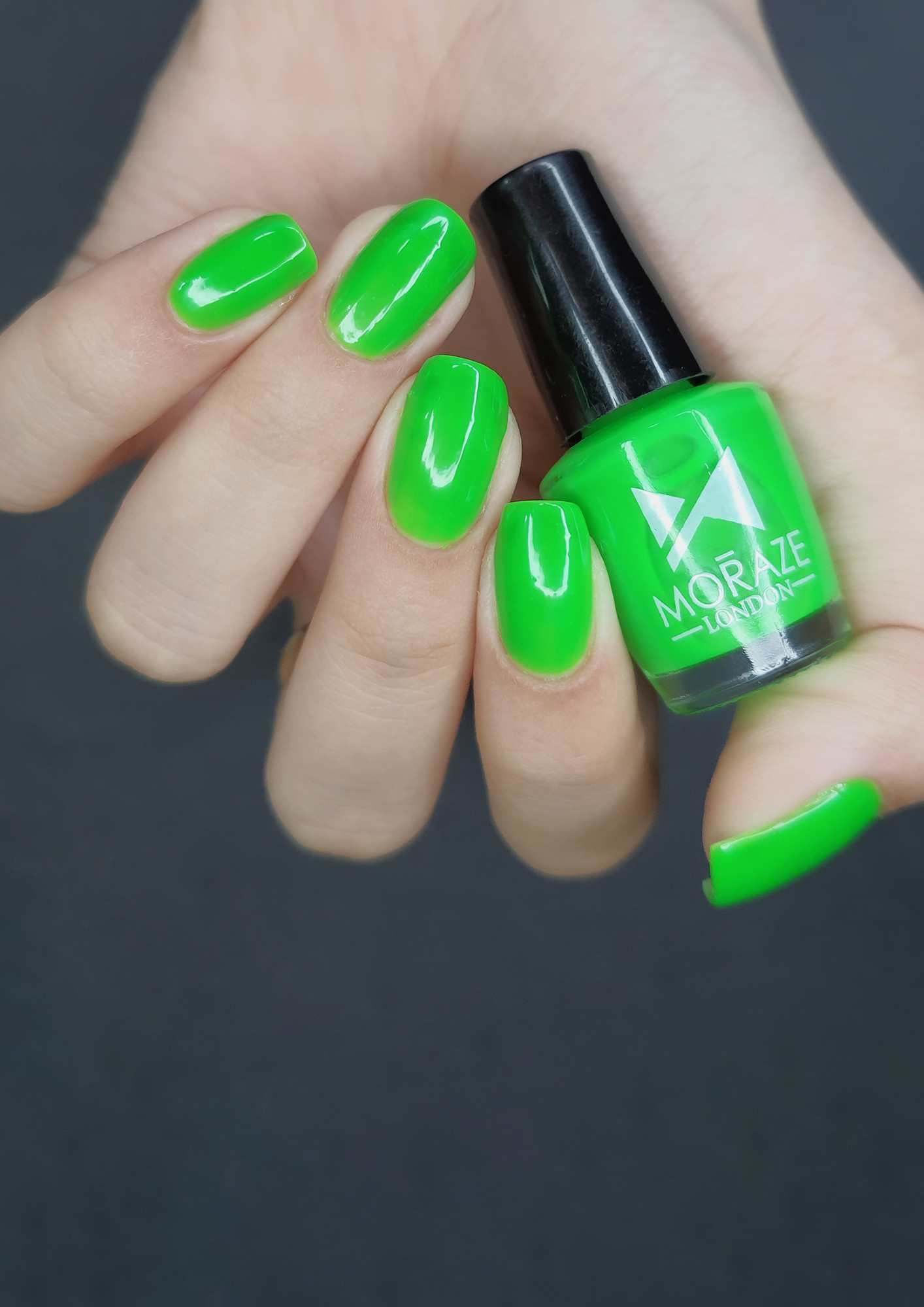 Neon Green Nails Manicure Stock Photo - Download Image Now - Neon Colored,  Fingernail, Green Nail Polish - iStock