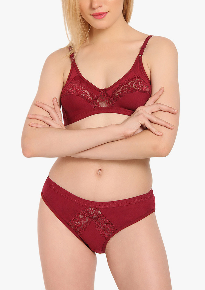 Escaping Reality Maroon Non Wired Non Padded Bra And Bikini Bottom Set