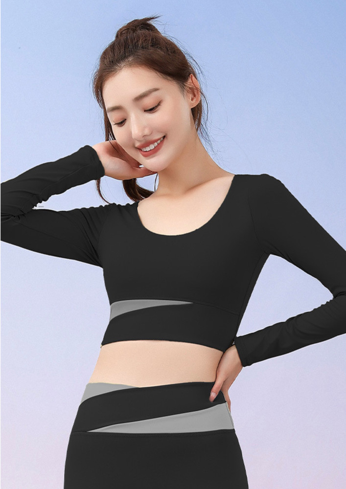 SEAMLESS PADDED CHEST BLACK SPORTS TOP