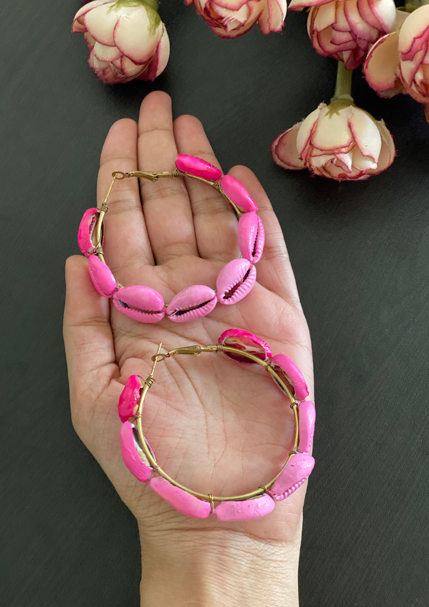 OMBRE SHELL PINK HOOPS