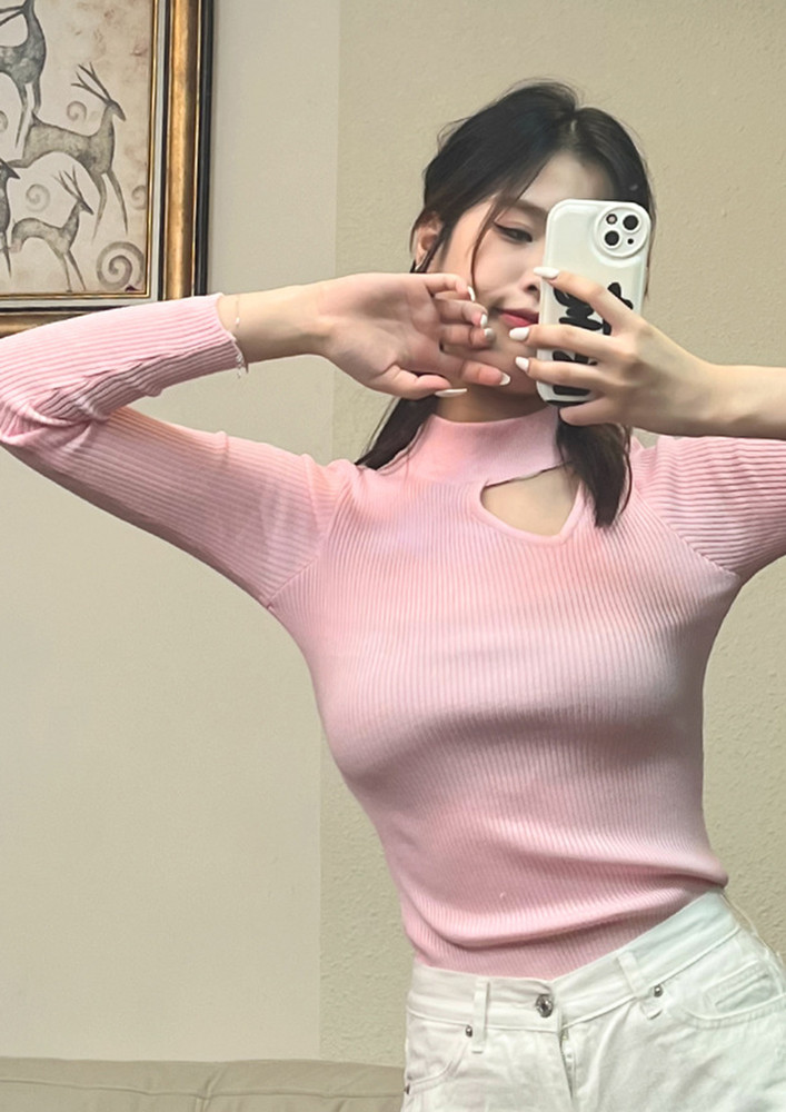 A CUT-OUT RIB-KNIT SOLID PINK FITTED TOP