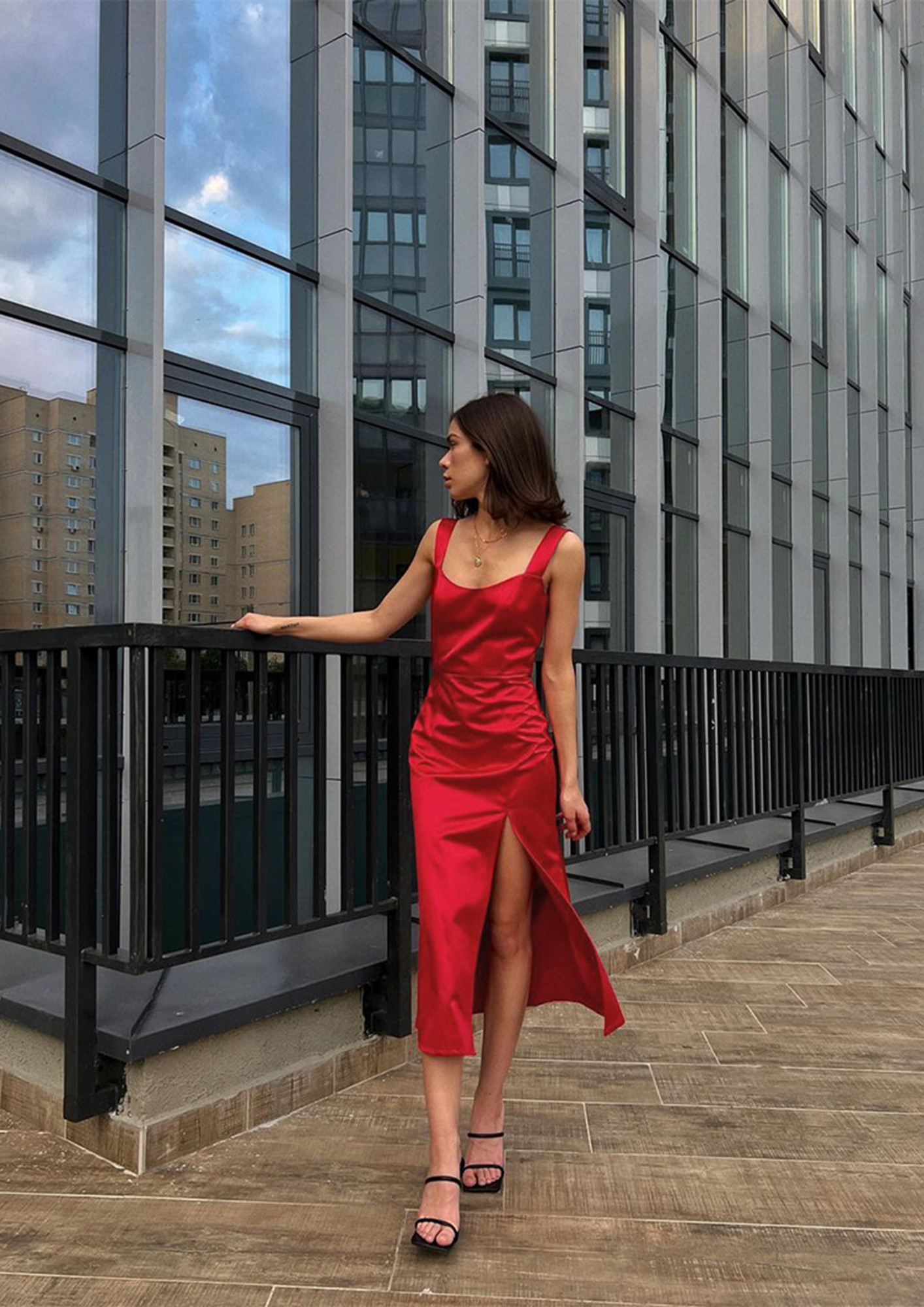 Mid-length Red Satin Prom Dresses Puff Sleeve SD1392 – Viniodress