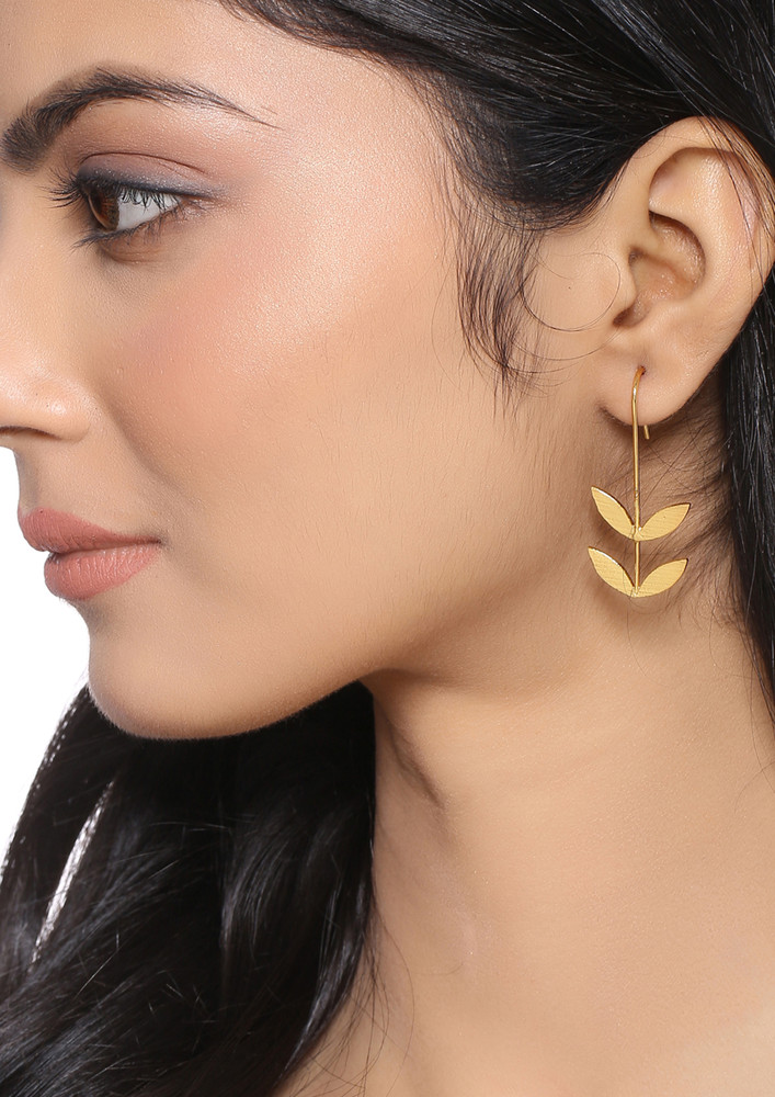 Leaf Earrings Golden