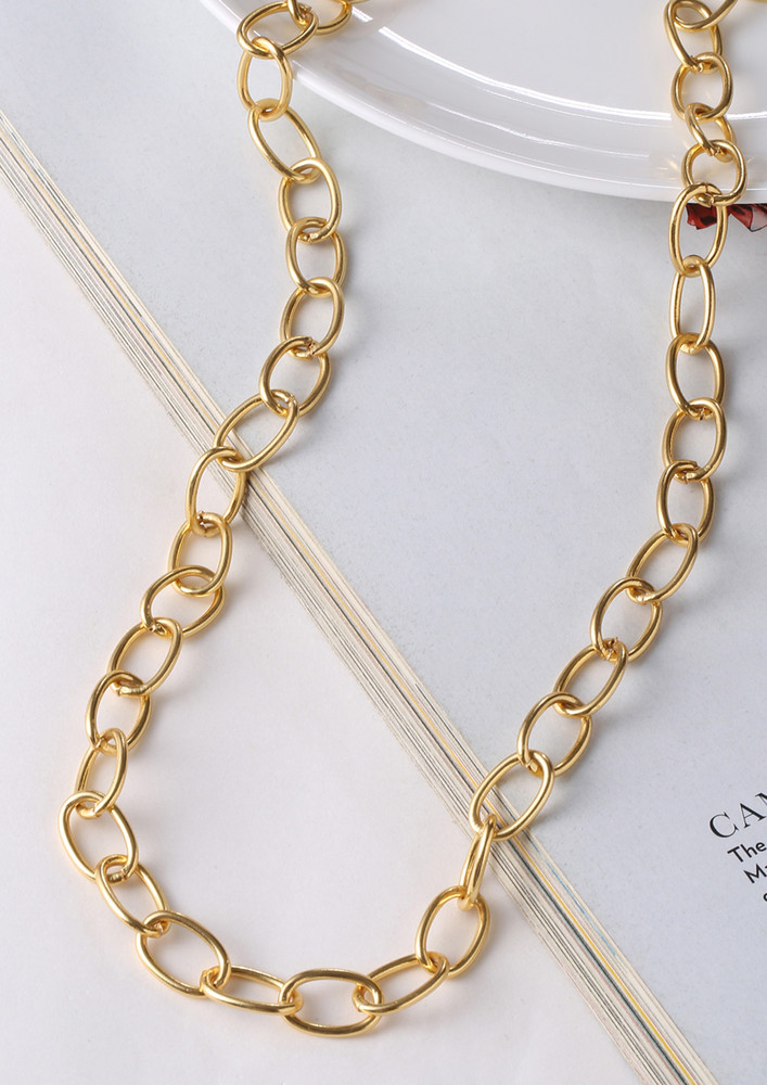 Oval Chain Necklace Golden