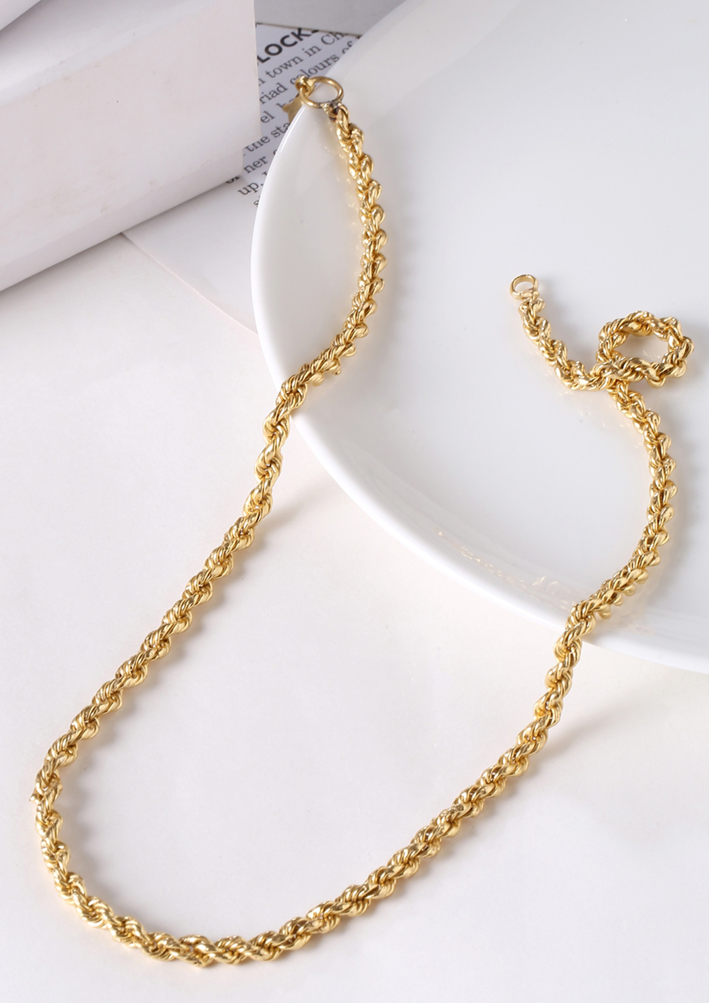 ROPE CHAIN NECKLACE GOLDEN