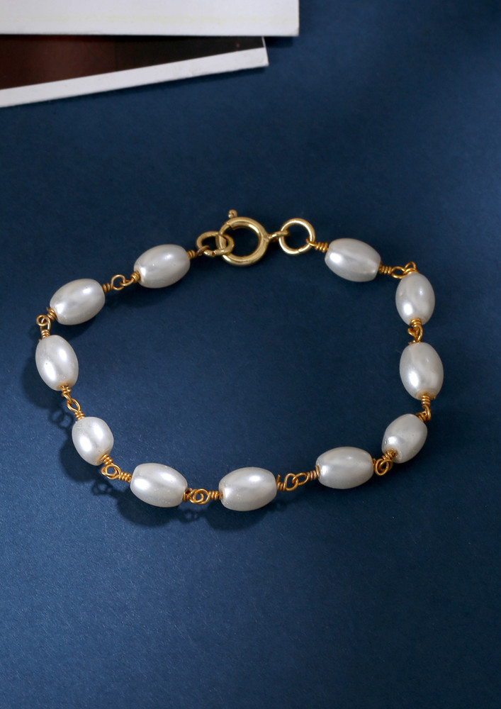 Classic Pearl Bracelet White