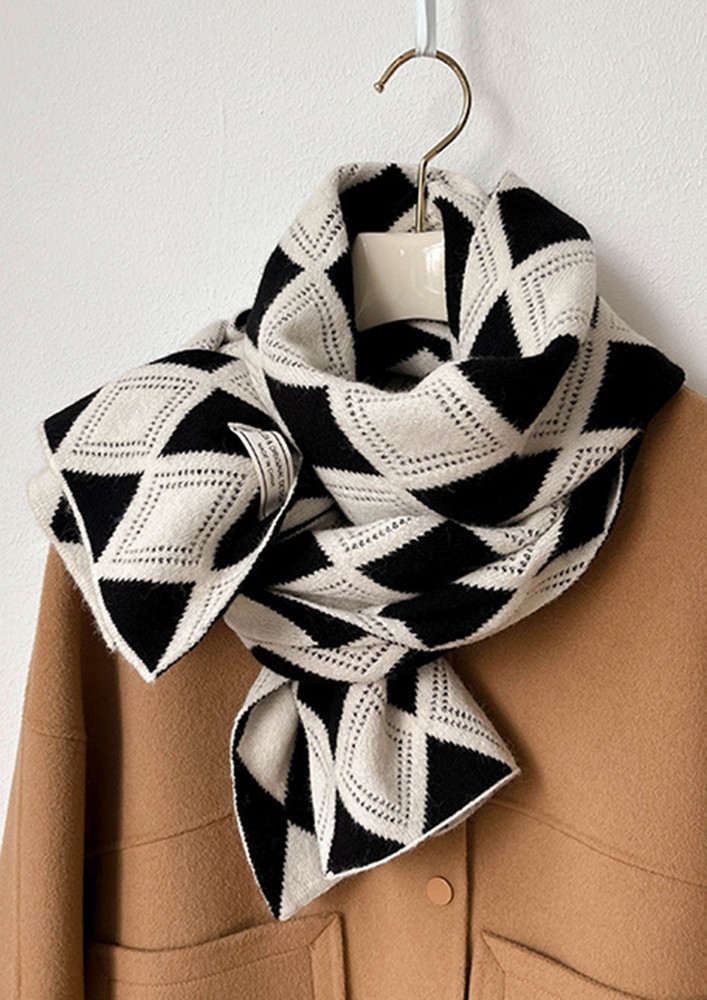 Warm Geometric Print Black-white Knitted Scarf