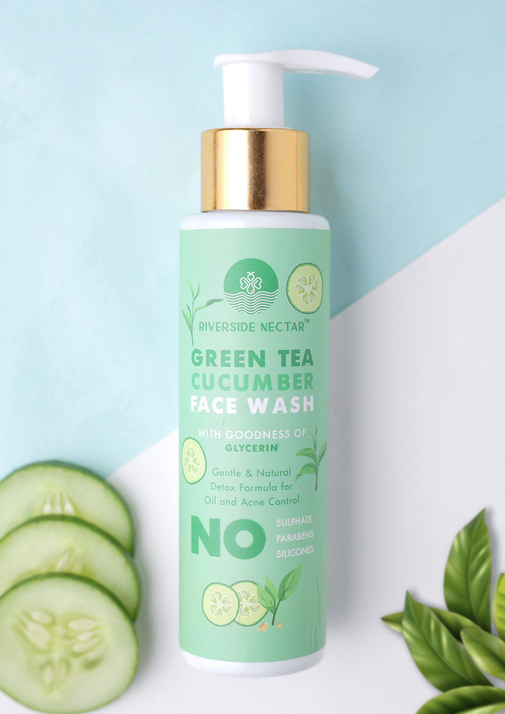 GREEN TEA & CUCUMBER EXTRACTS WITH GLYCERIN FACE WASH FOR ACNE FREE & HYDRATED SKIN