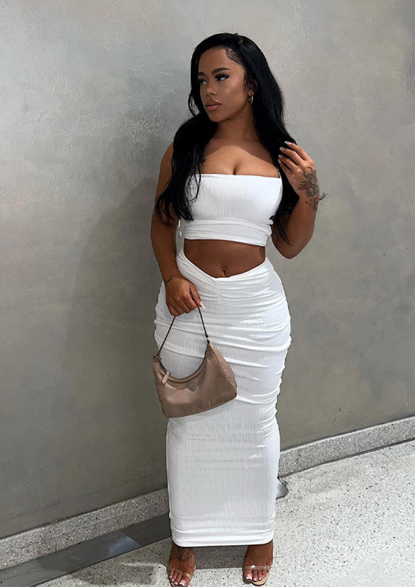 FINESSING WHITE TWO PIECE SET
