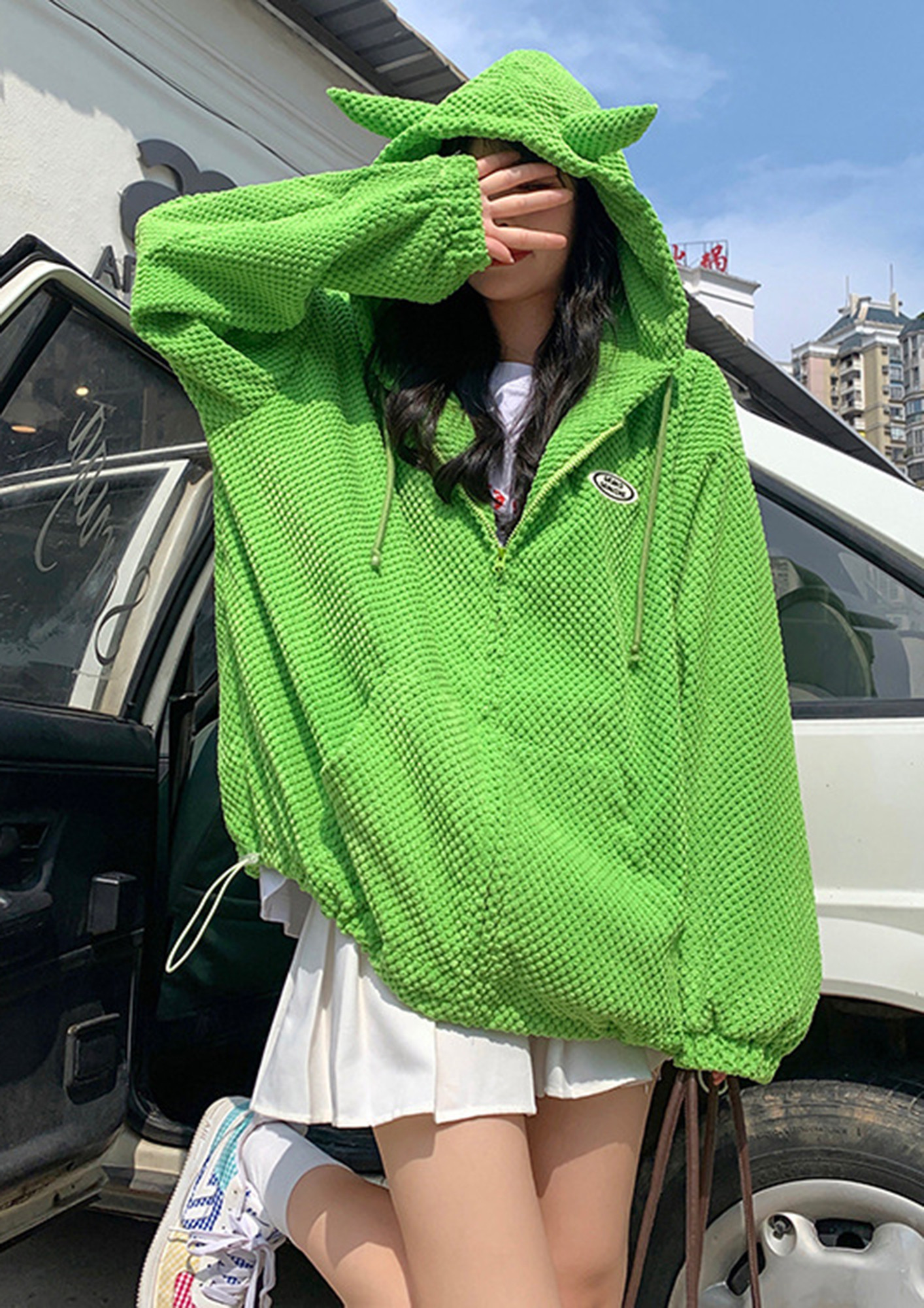 CUTE GREEN POLYESTER HOODIE WITH ZIPPER & HORNS